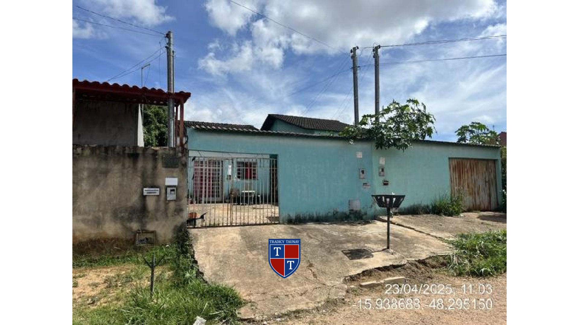 CASA em PARQUE SANTO ANTONIO