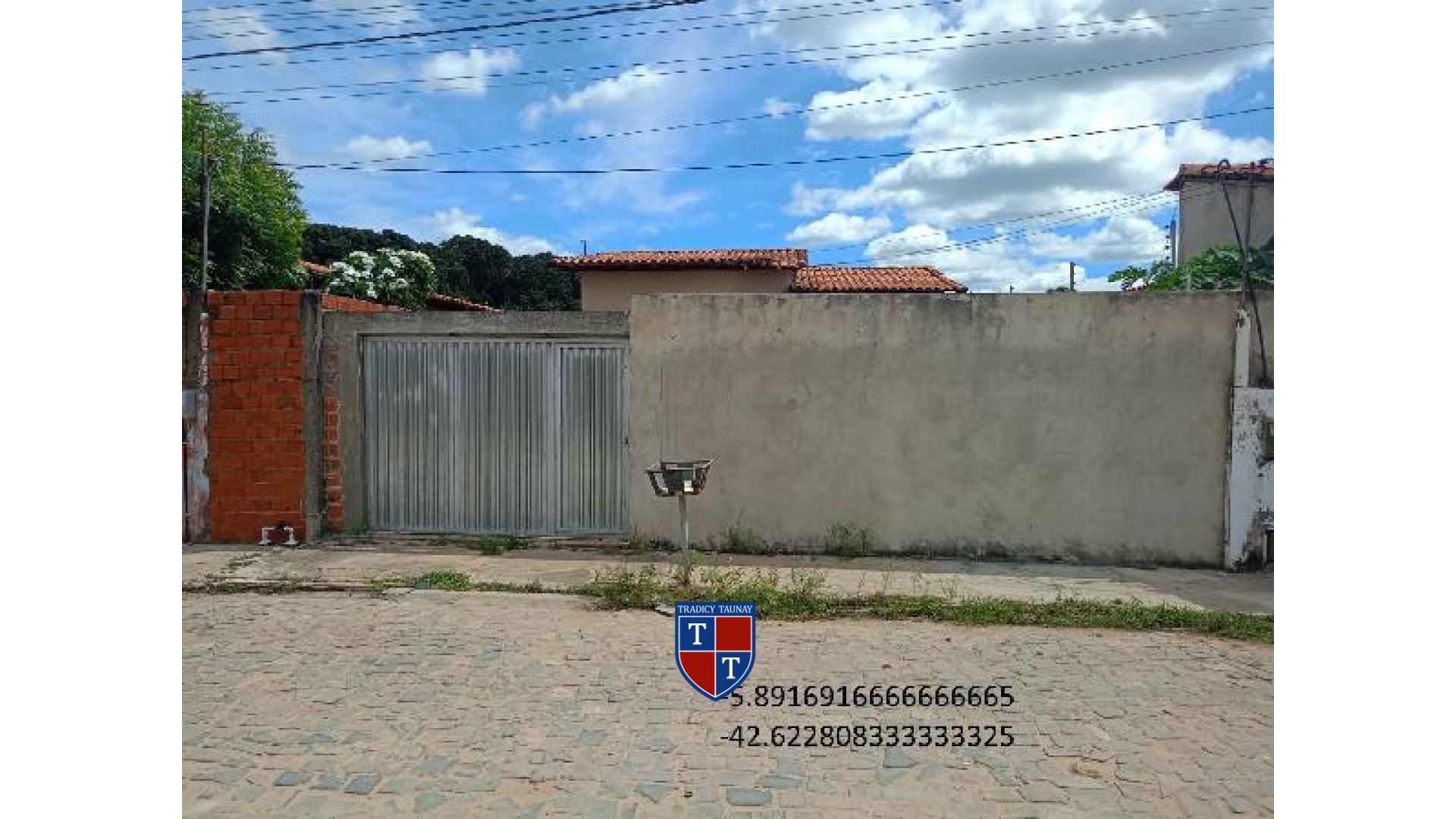CASA em POEIRAO