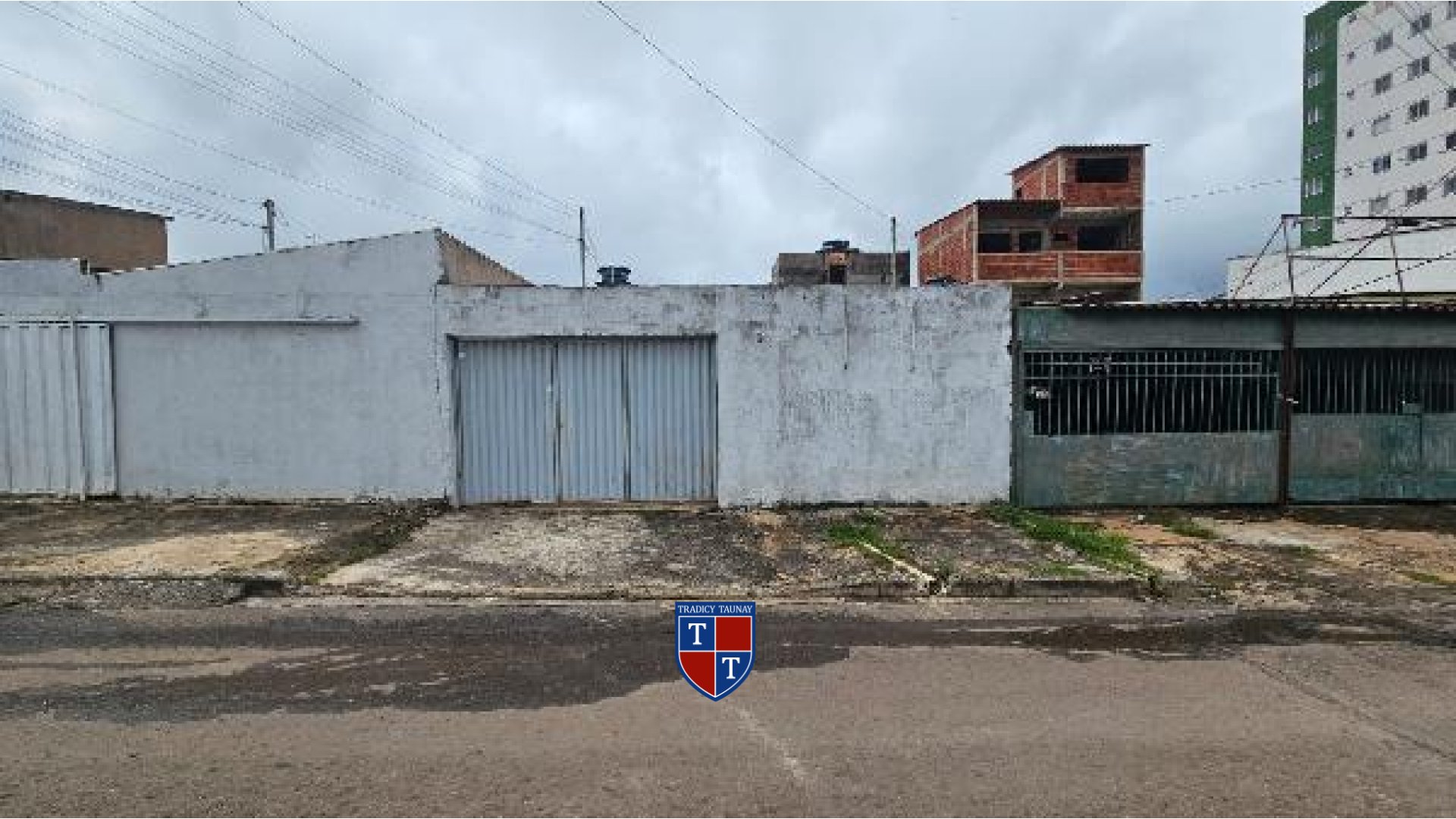 Foto 1 de CASA em SAMAMBAIA SUL - Imóvel Retomado Caixa