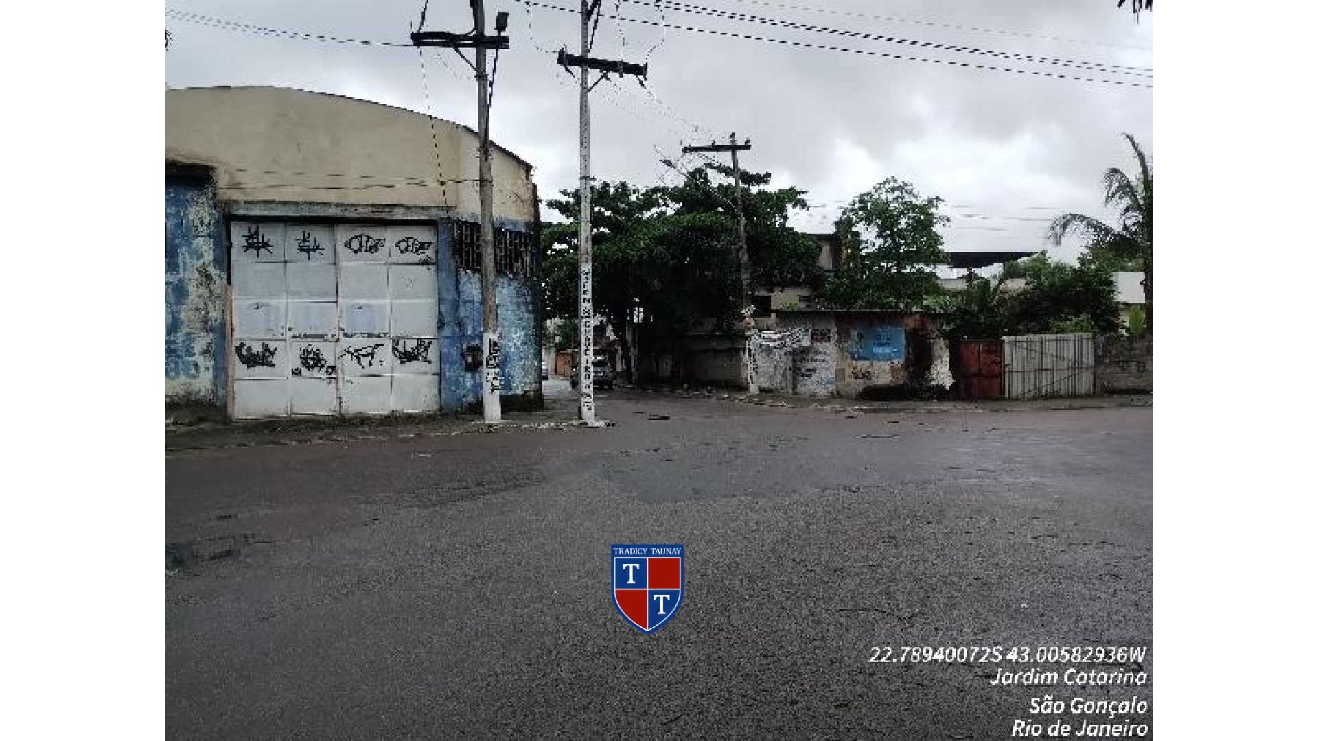 APARTAMENTO em LOT JD CATARINA