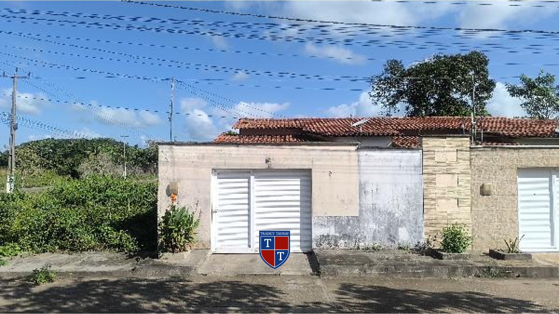 CASA em AREIA BRANCA