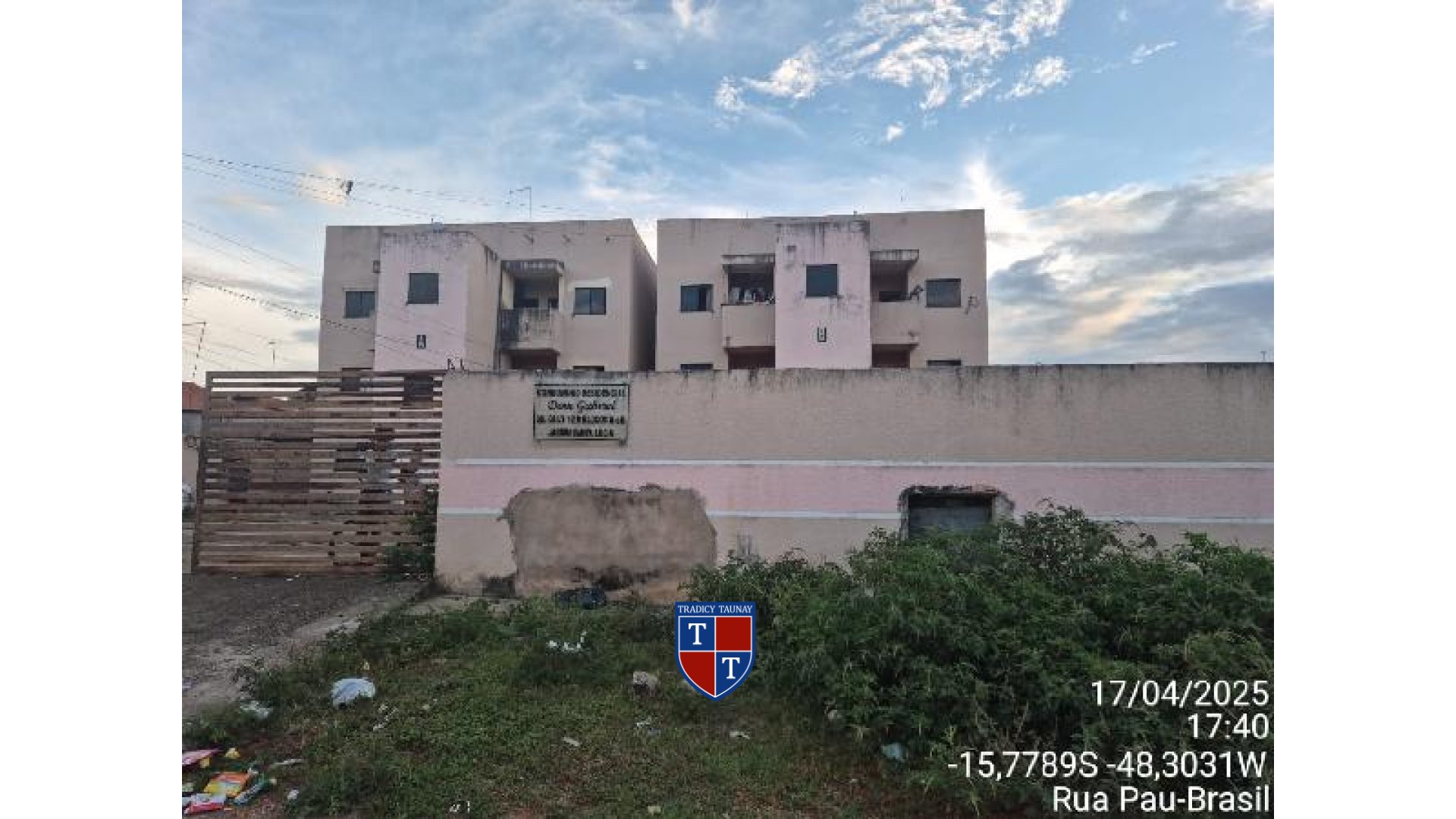 APARTAMENTO em JARDIM SANTA LUCIA