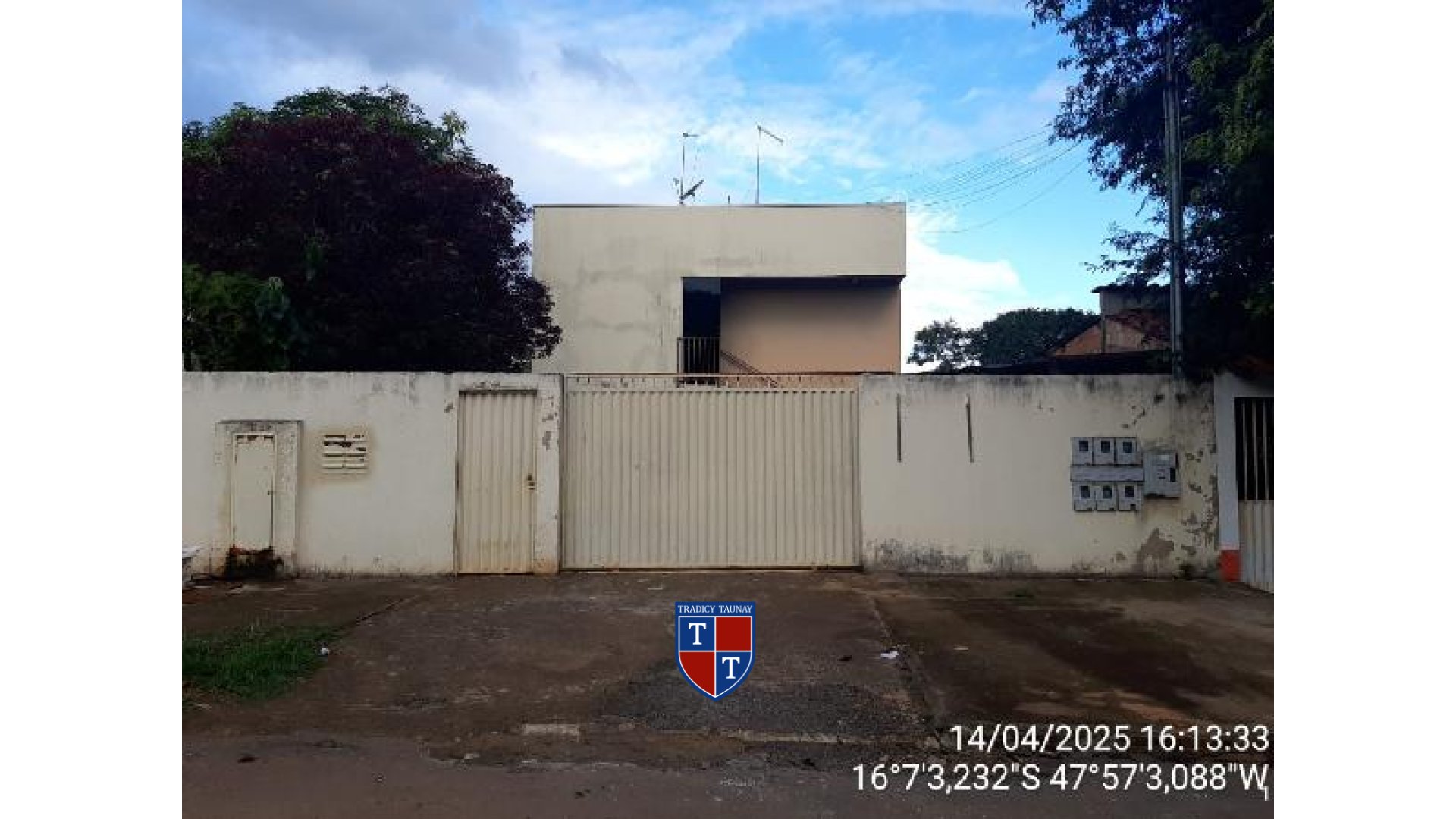 Foto 1 de APARTAMENTO em PARQUE NAPOLIS A, CIDADE OCIDENTAL/GO - Imóvel Retomado CAIXA Ref 8444415935483
