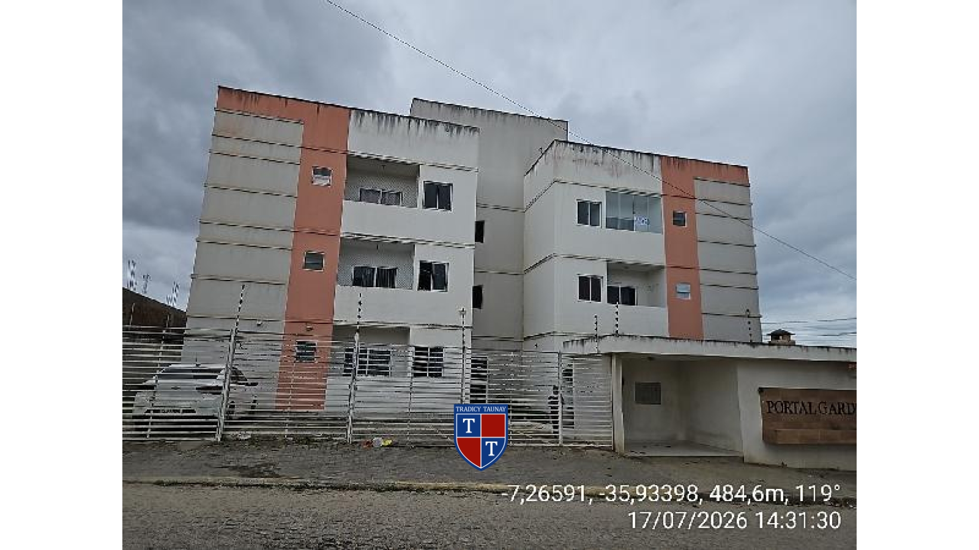 APARTAMENTO em TRES IRMAS