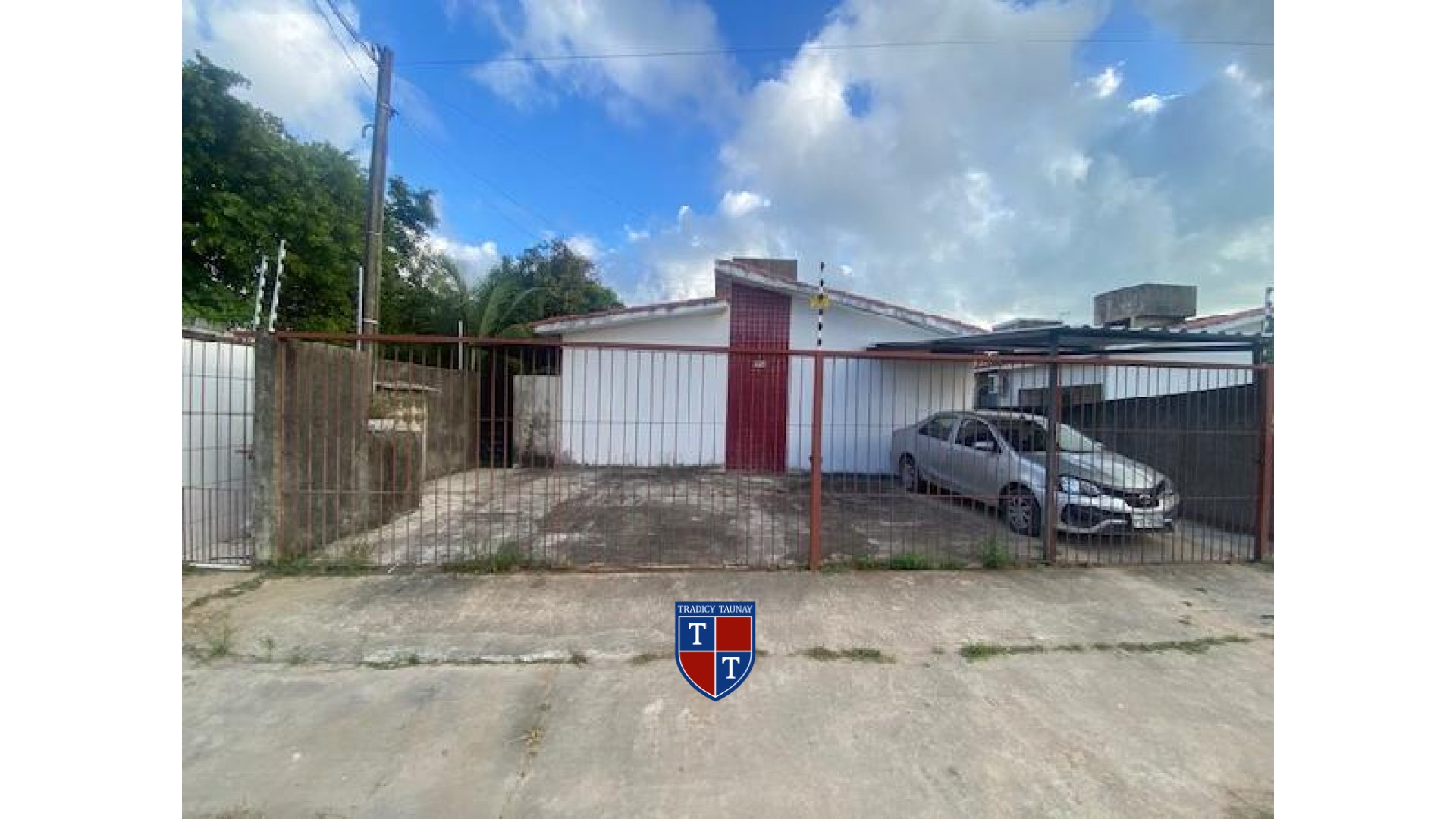 Foto 1 de CASA em PAU AMARELO - Imóvel Retomado Caixa