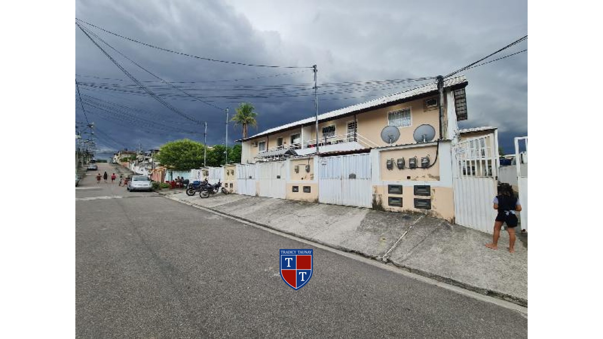 CASA em JARDIM CATARINA