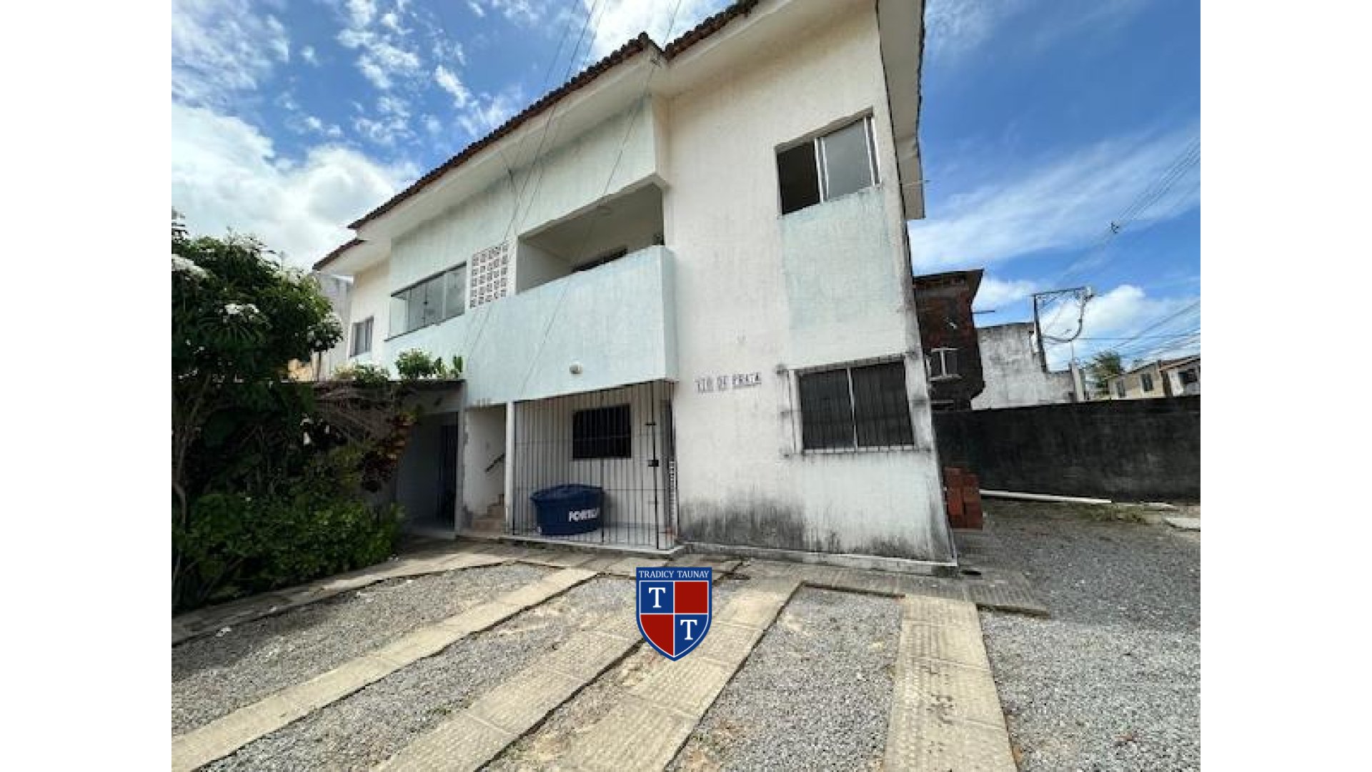APARTAMENTO em MARANGUAPE II