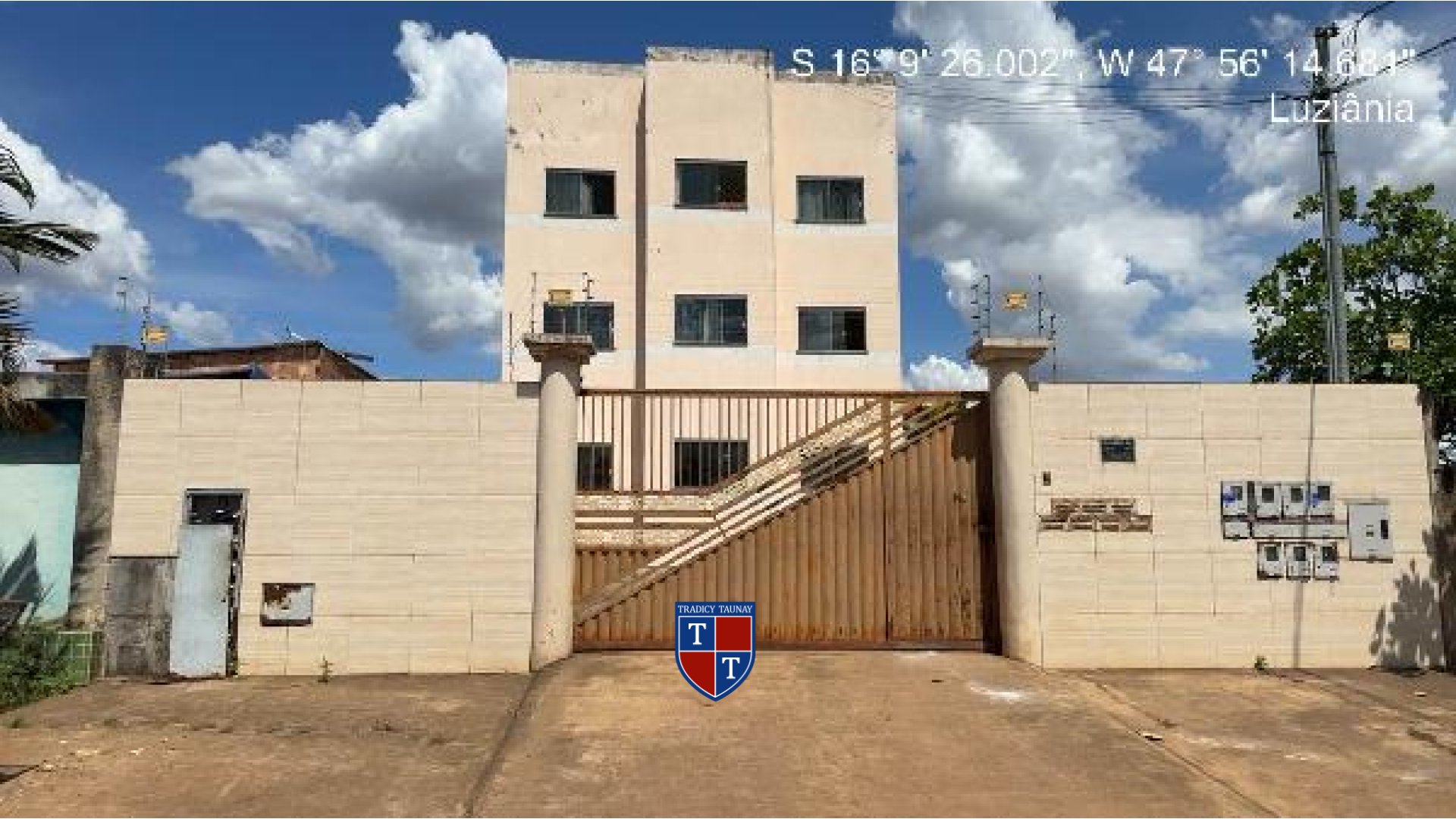 APARTAMENTO em PARQUE INDUSTRIAL MINGONE