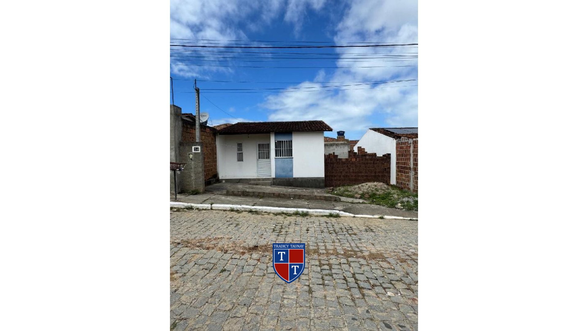 CASA em MORADA NOBRE