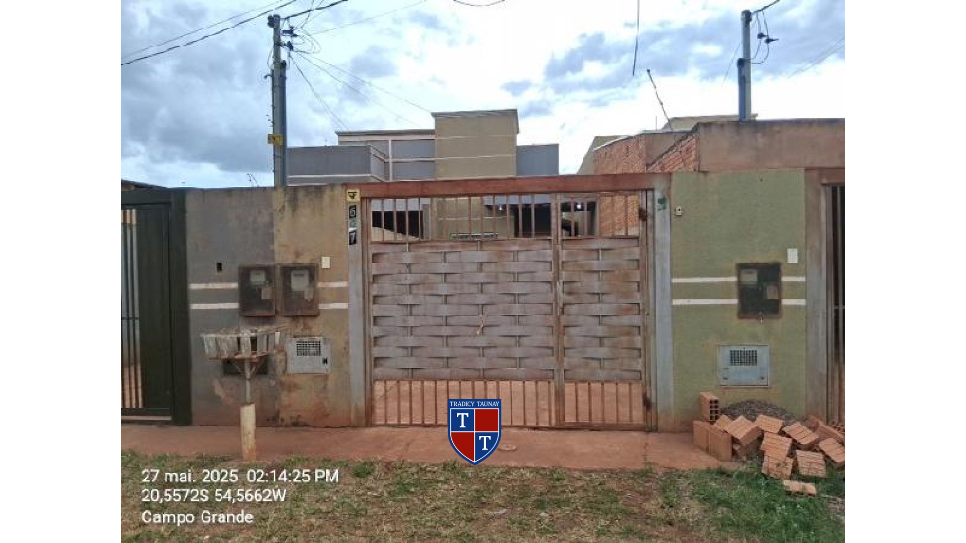 Foto 1 de CASA em VILA MORENINHA IV - Imóvel Retomado Caixa