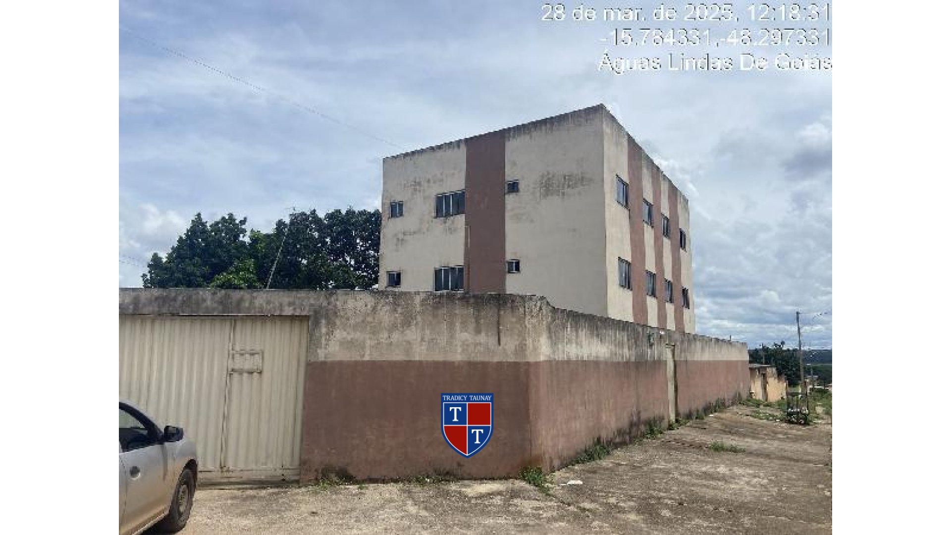 Foto 1 de APARTAMENTO em JARDIM SANTA LUCIA - Imóvel Retomado Caixa