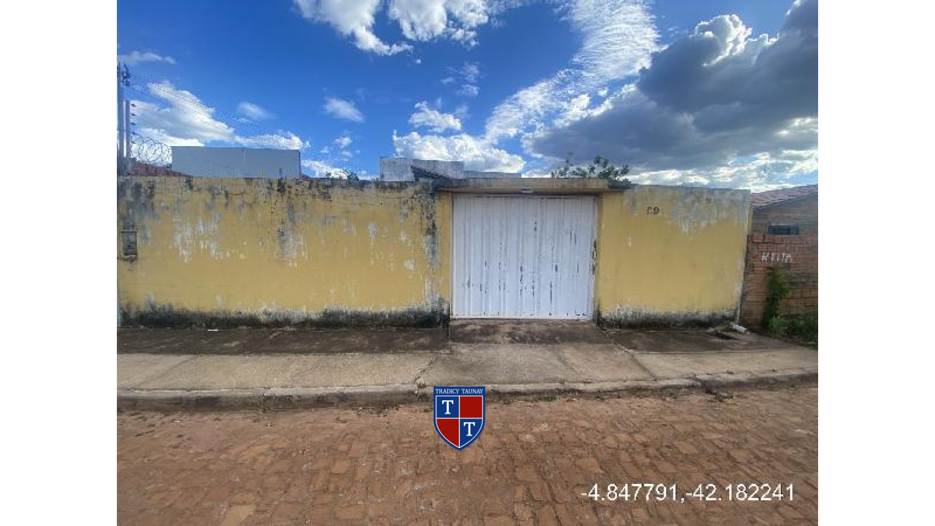 Foto 1 de CASA em CIDADE NOVA - Imóvel Retomado Caixa