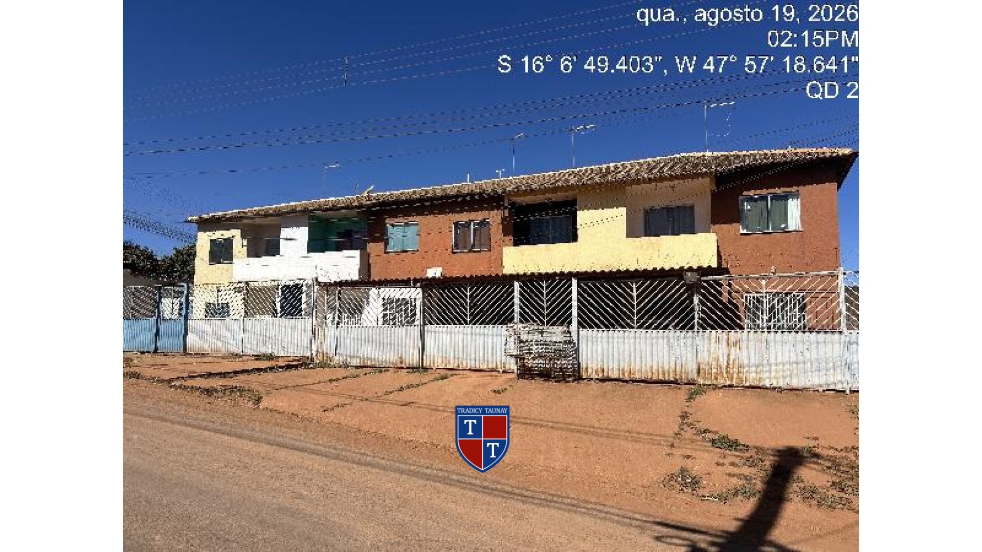 APARTAMENTO em PARQUE NAPOLIS A
