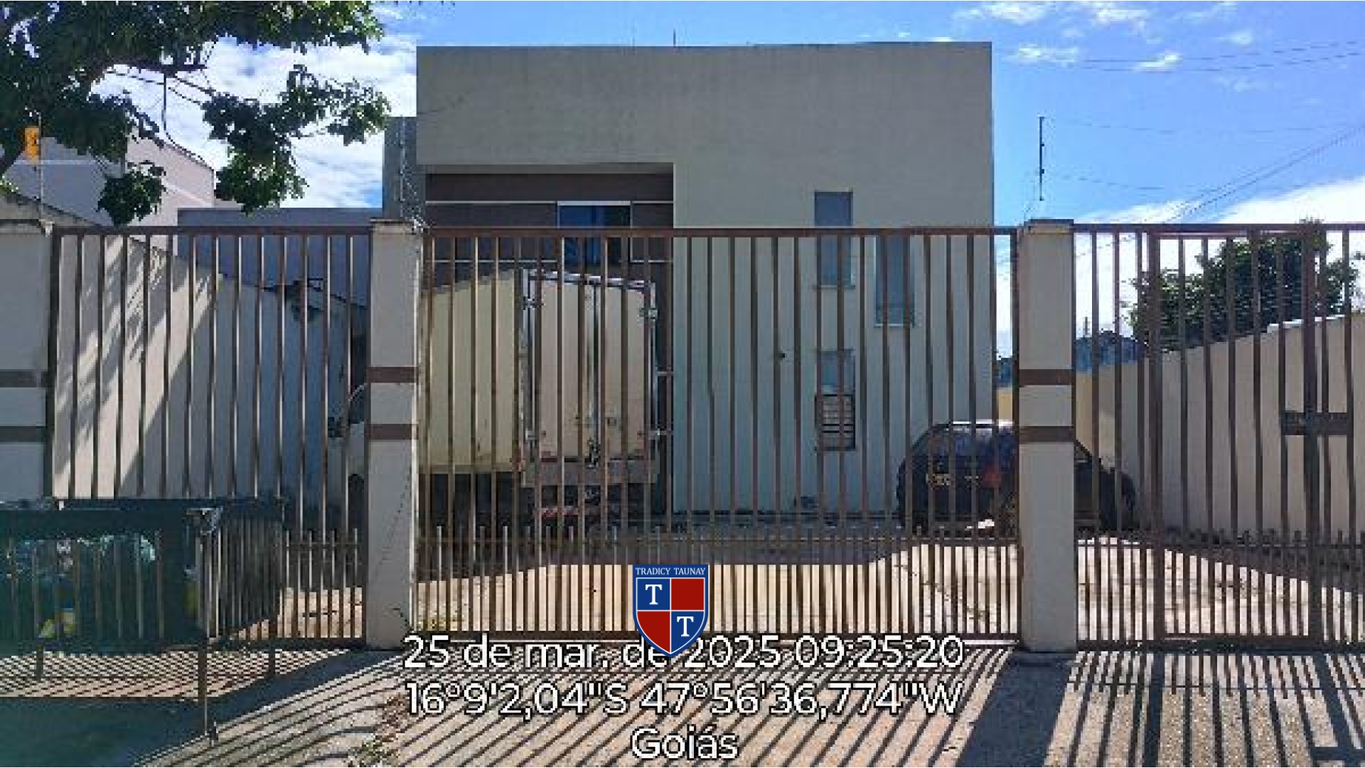 APARTAMENTO em PARQUE ESTRELA DALVA IX