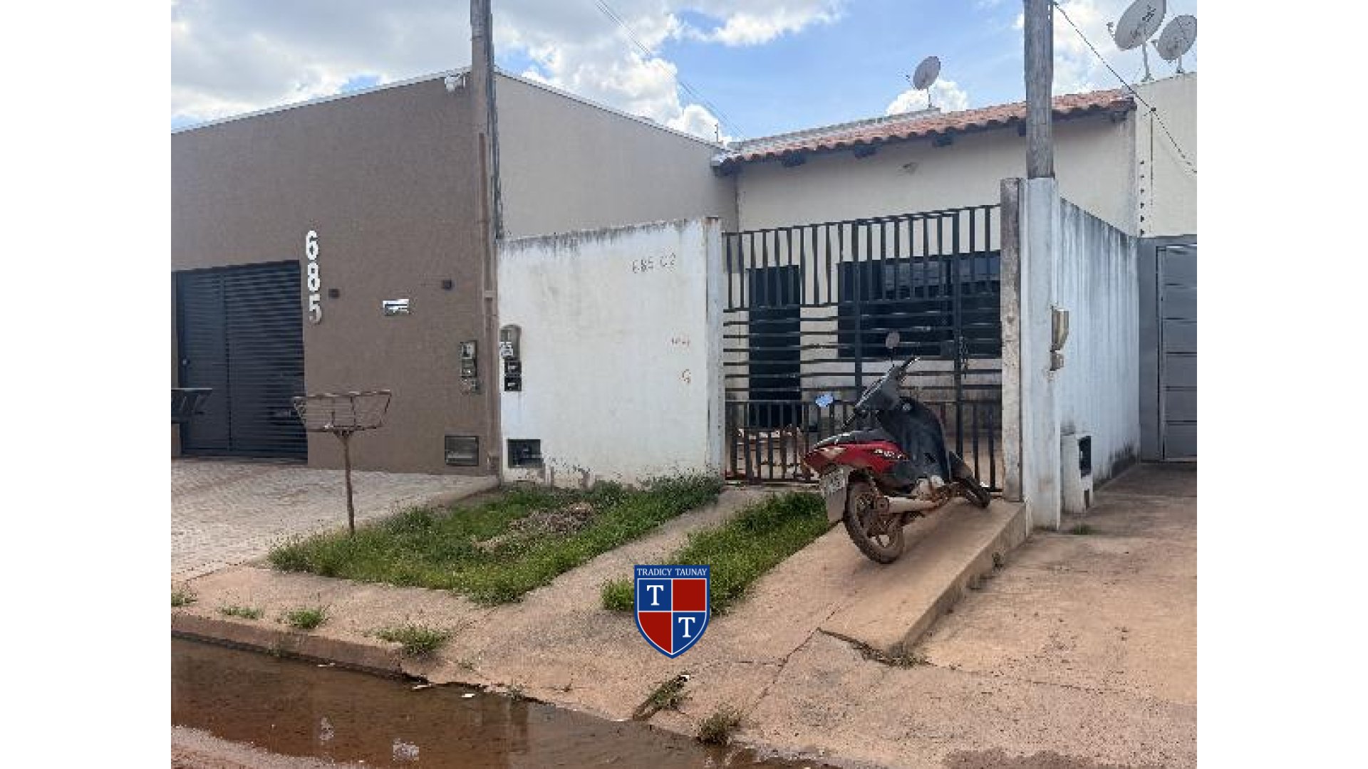 CASA em TROPICAL VILLE