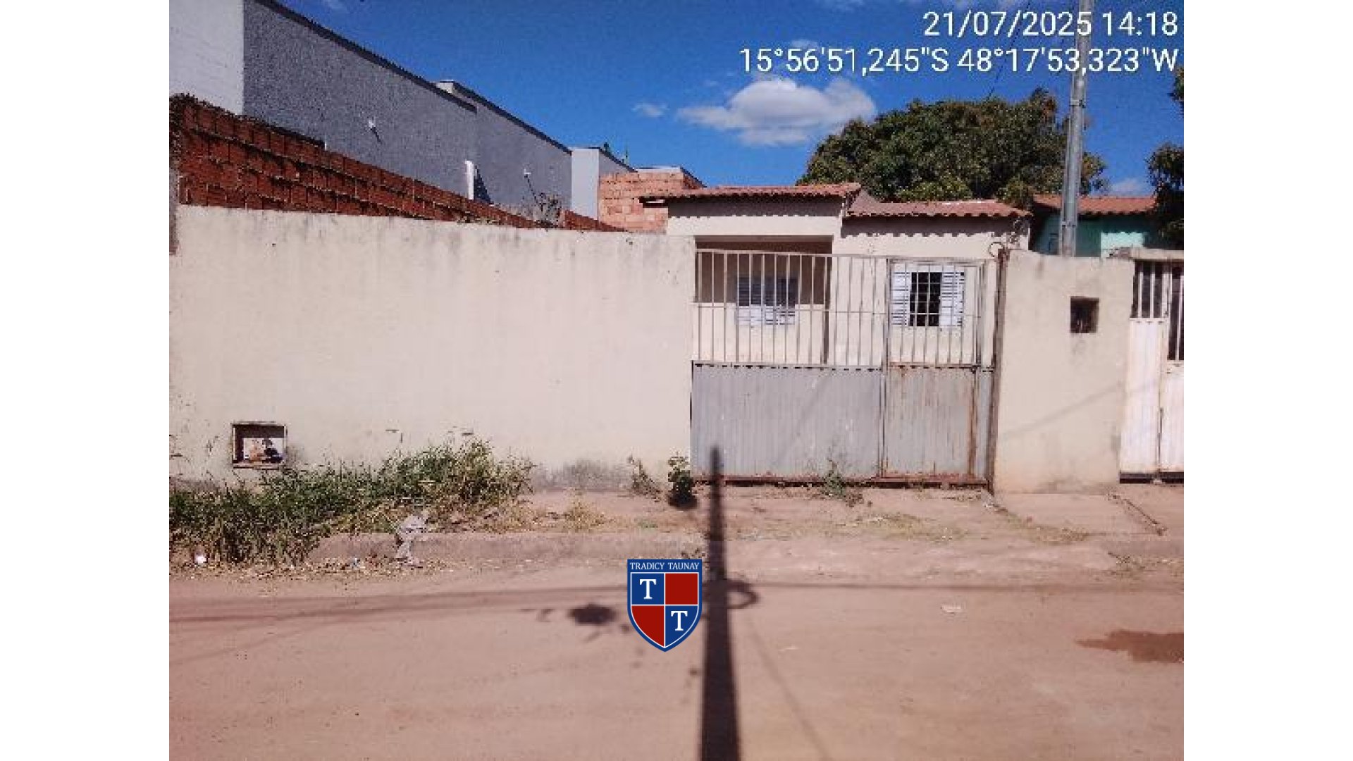 CASA em LOT JD ANA BEATRIZ I