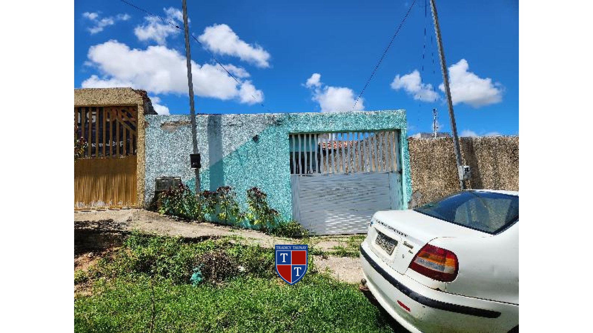 CASA em COMPEXO JARDIM