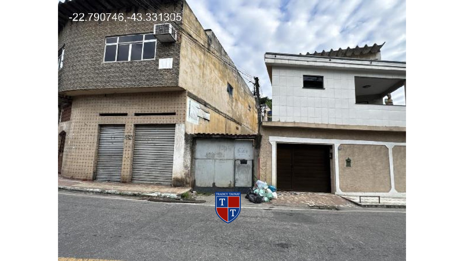Foto 1 de CASA em PARQUE TIETE - Imóvel Retomado Caixa