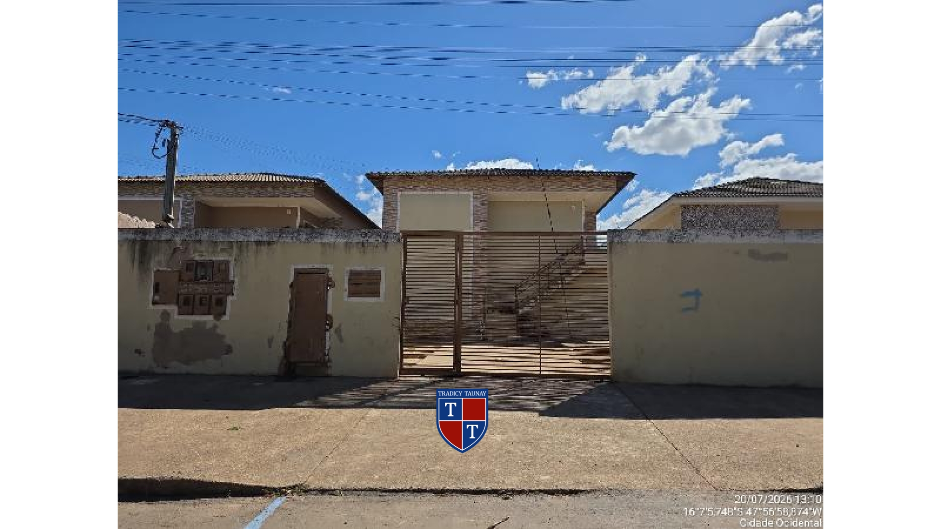 APARTAMENTO em PARQUE NAPOLIS A
