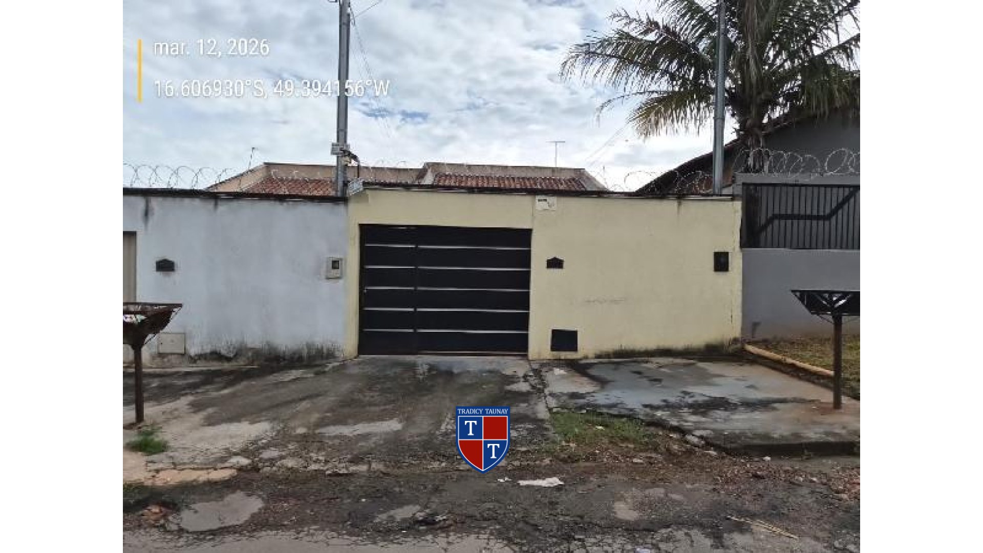 Foto 1 de CASA em SETOR DOS BANDEIRANTES - Imóvel Retomado Caixa
