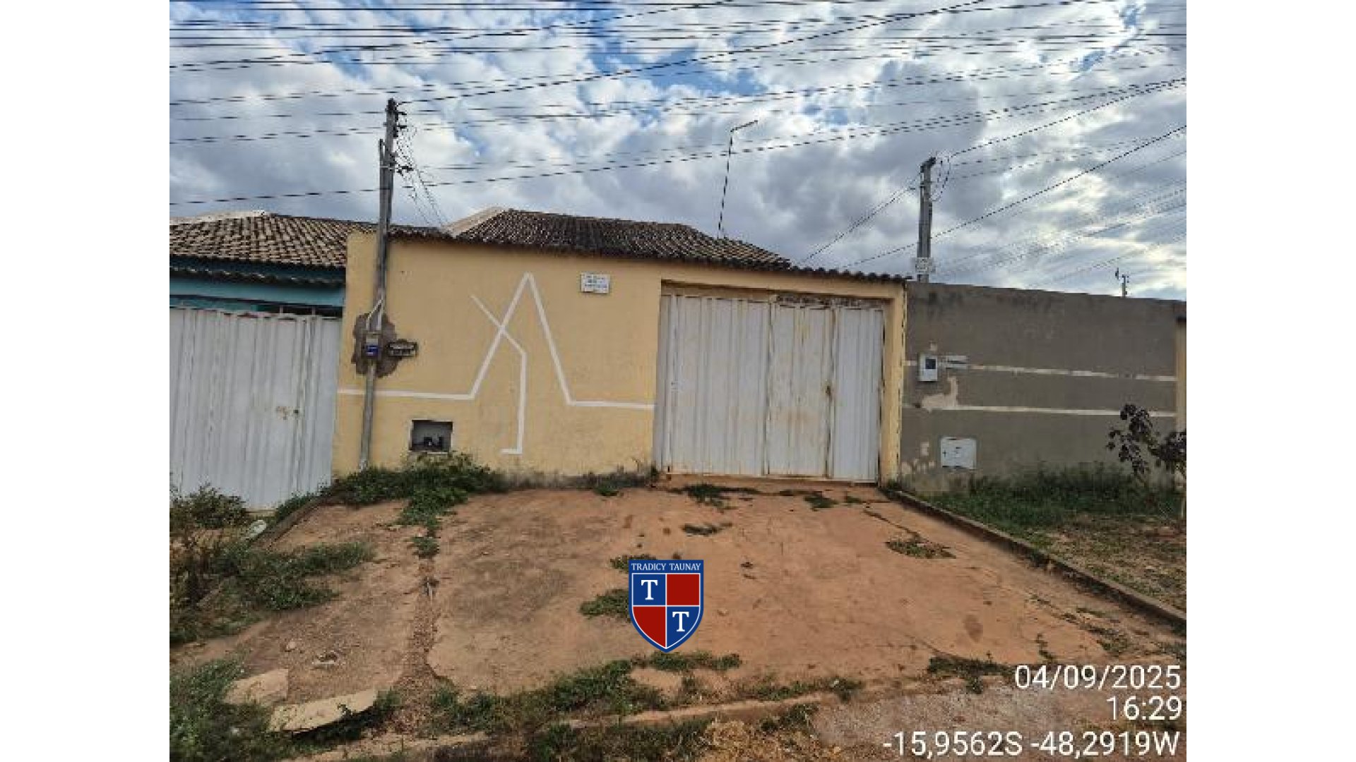 CASA em VILA RAIO DE LUZ