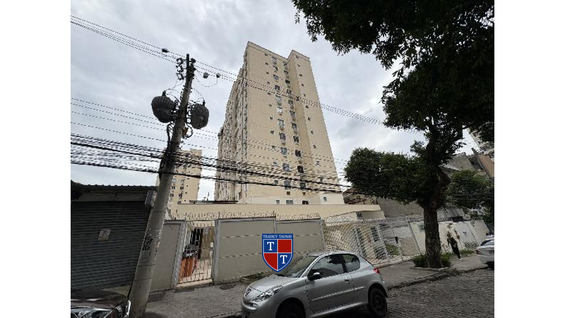 APARTAMENTO em ENGENHO NOVO