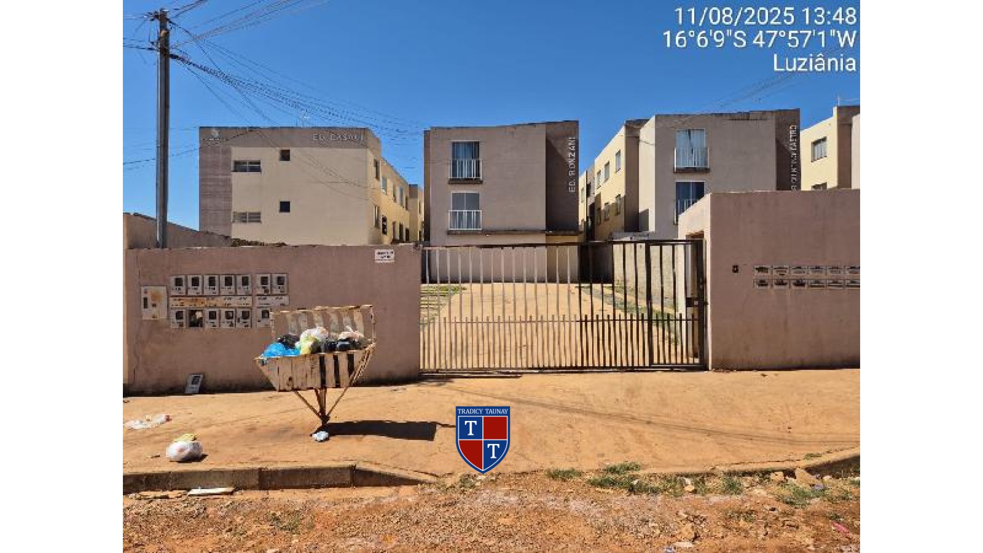 APARTAMENTO em PARQUE ARAGUARI