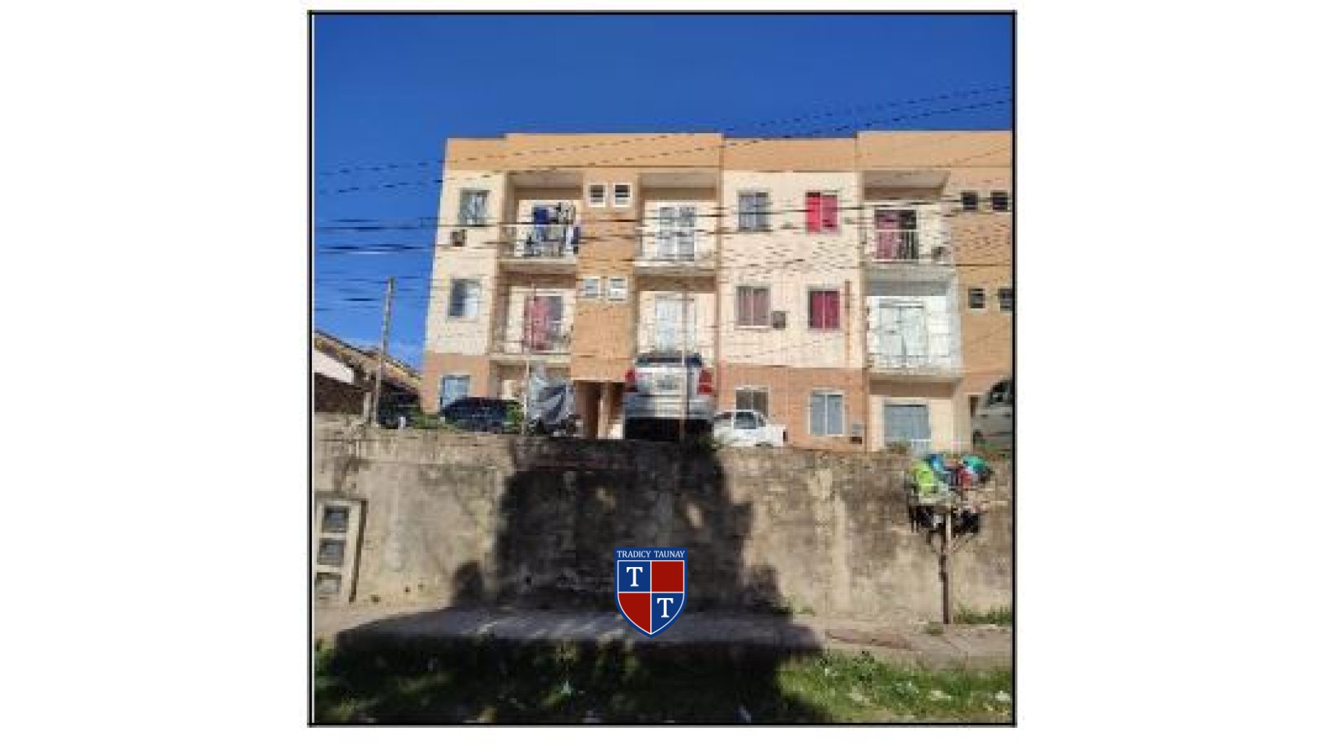 APARTAMENTO em MARAMBAIA