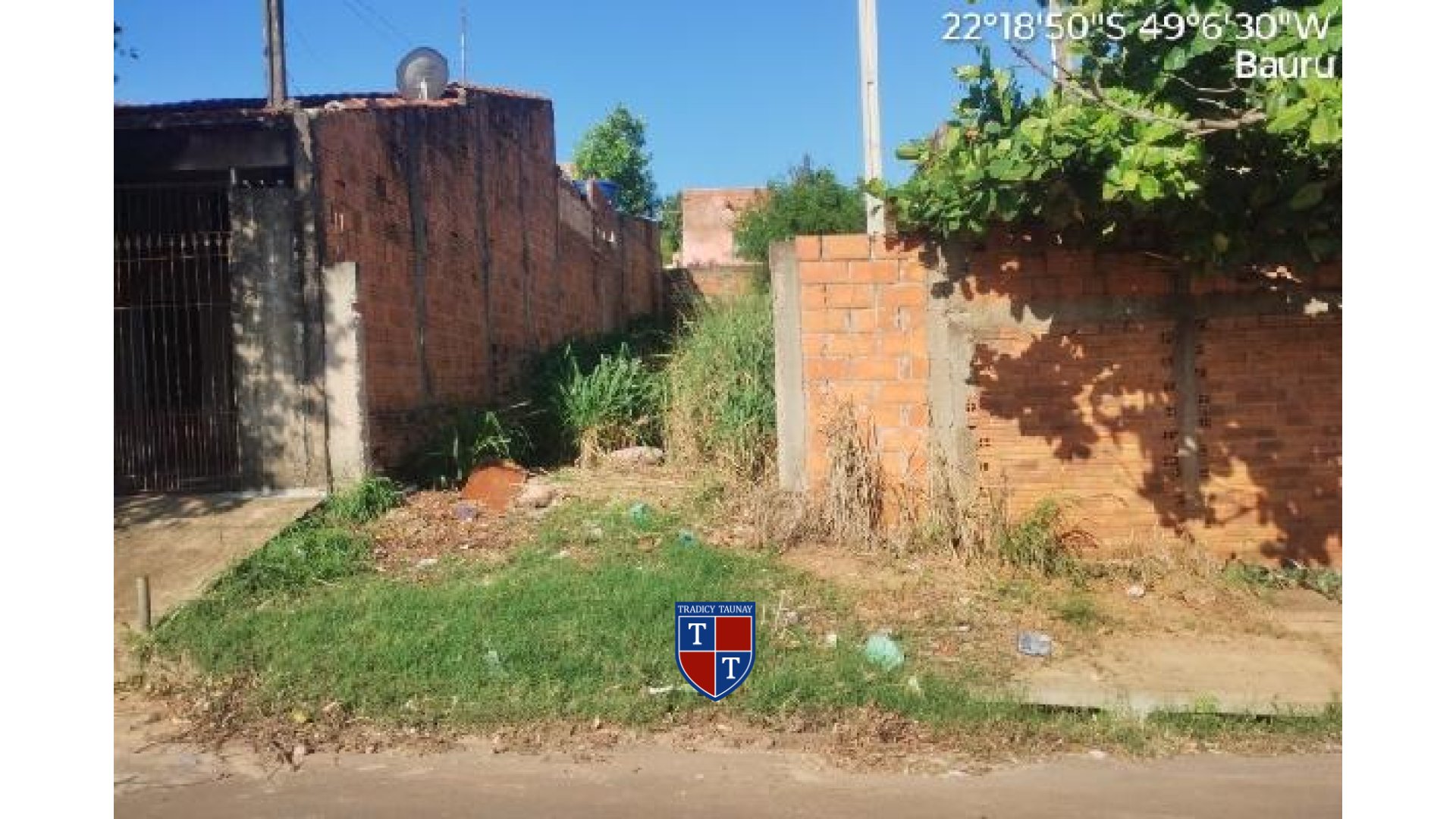 TERRENO em PARQUE JARAGUA