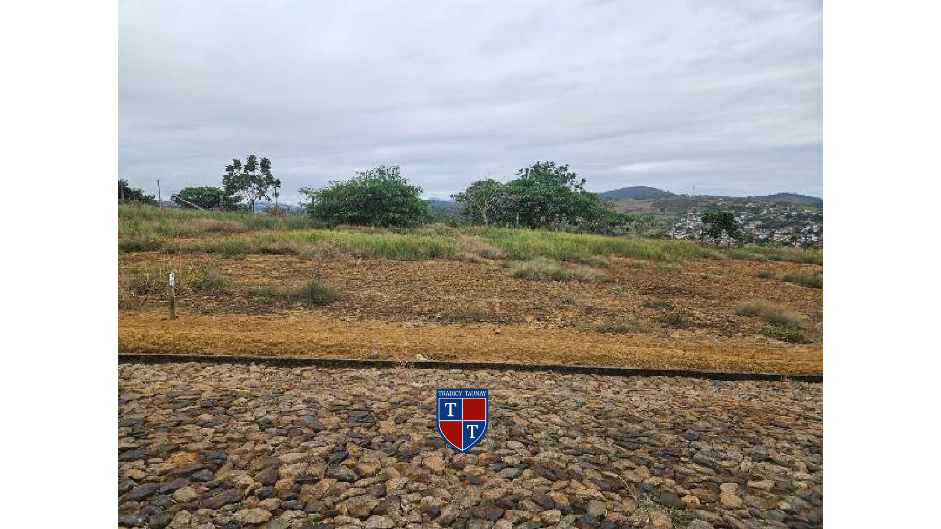 Foto 1 de TERRENO em JARDIM PRIMAVERA - Imóvel Retomado Caixa