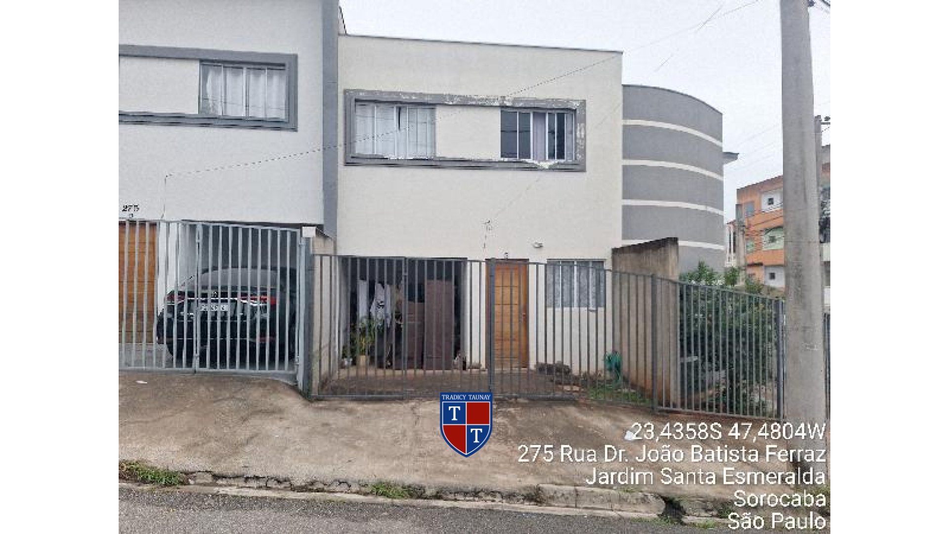 CASA em JARDIM SANTA ESMERALDA