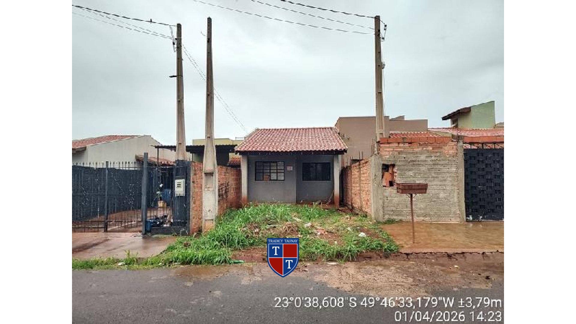 CASA em RESIDENCIAL TERRA ROXA