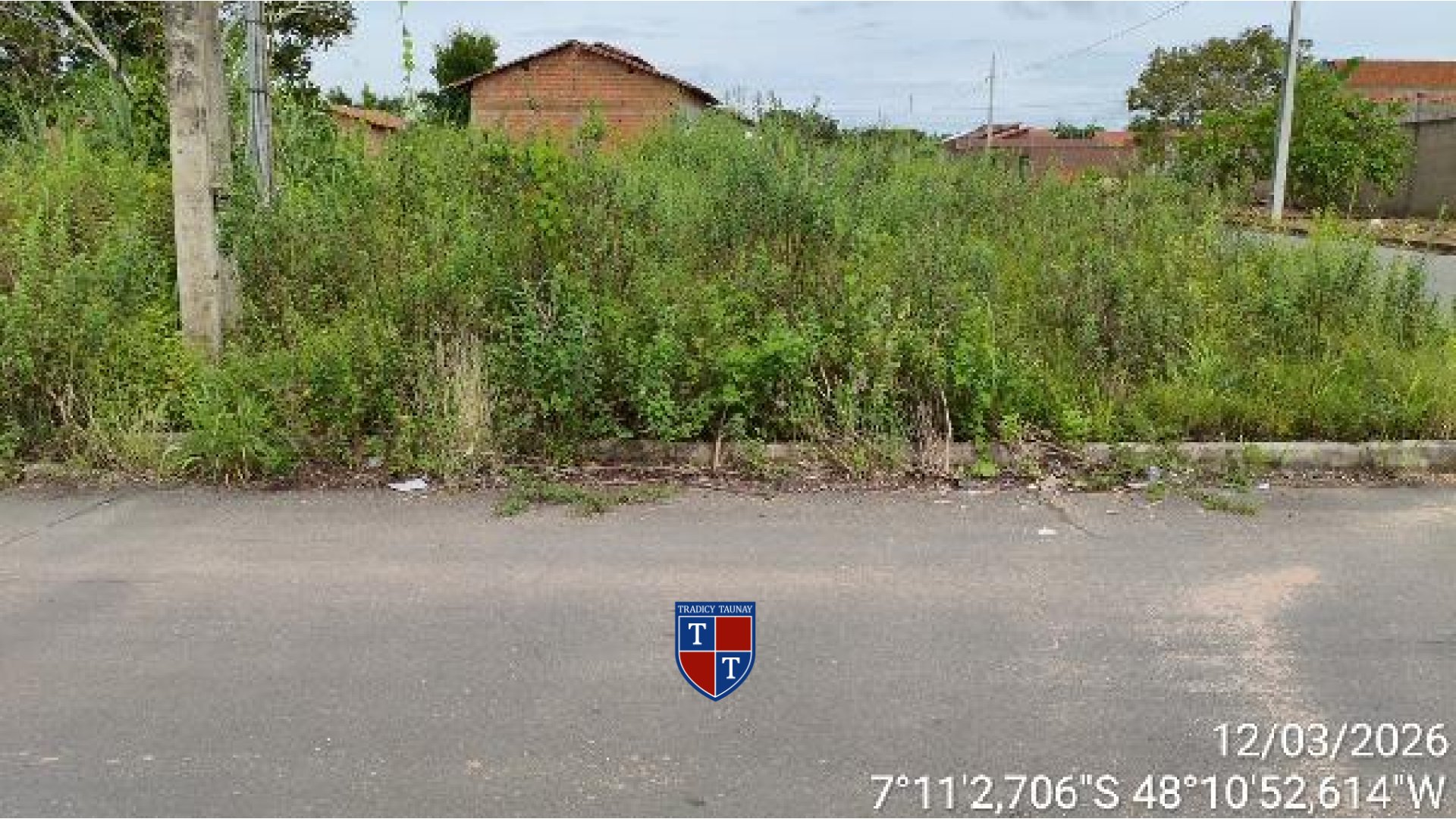 Foto 1 de TERRENO em LOTEAMENTO ARAGUAINA SUL - Imóvel Retomado Caixa