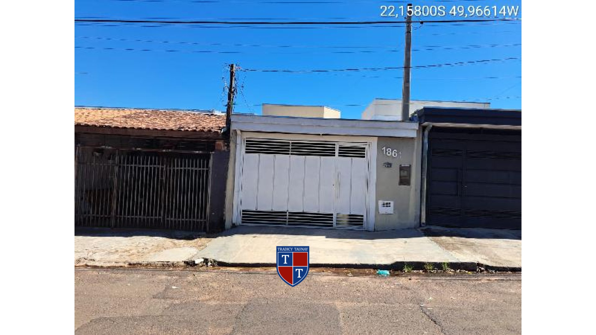 Foto 1 de CASA em JARDIM SANTA ANTONIETA - Imóvel Retomado Caixa