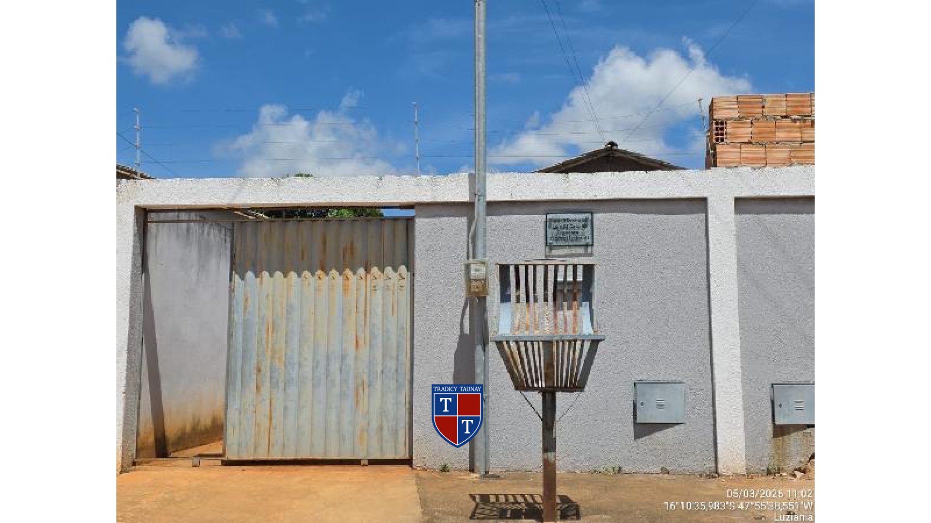 Foto 1 de CASA em CIDADE INDUSTRIAL FRACAROLI - Imóvel Retomado Caixa