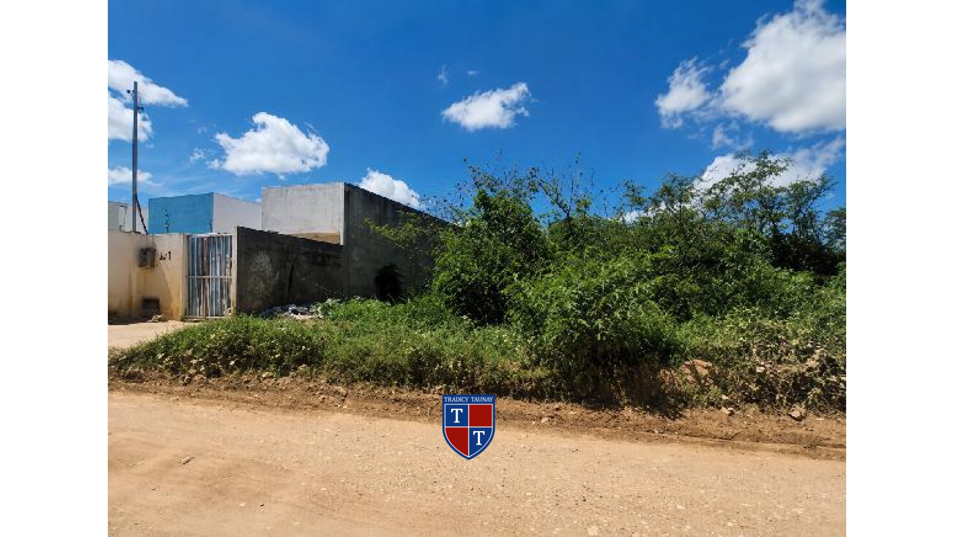 TERRENO em GUAJARA