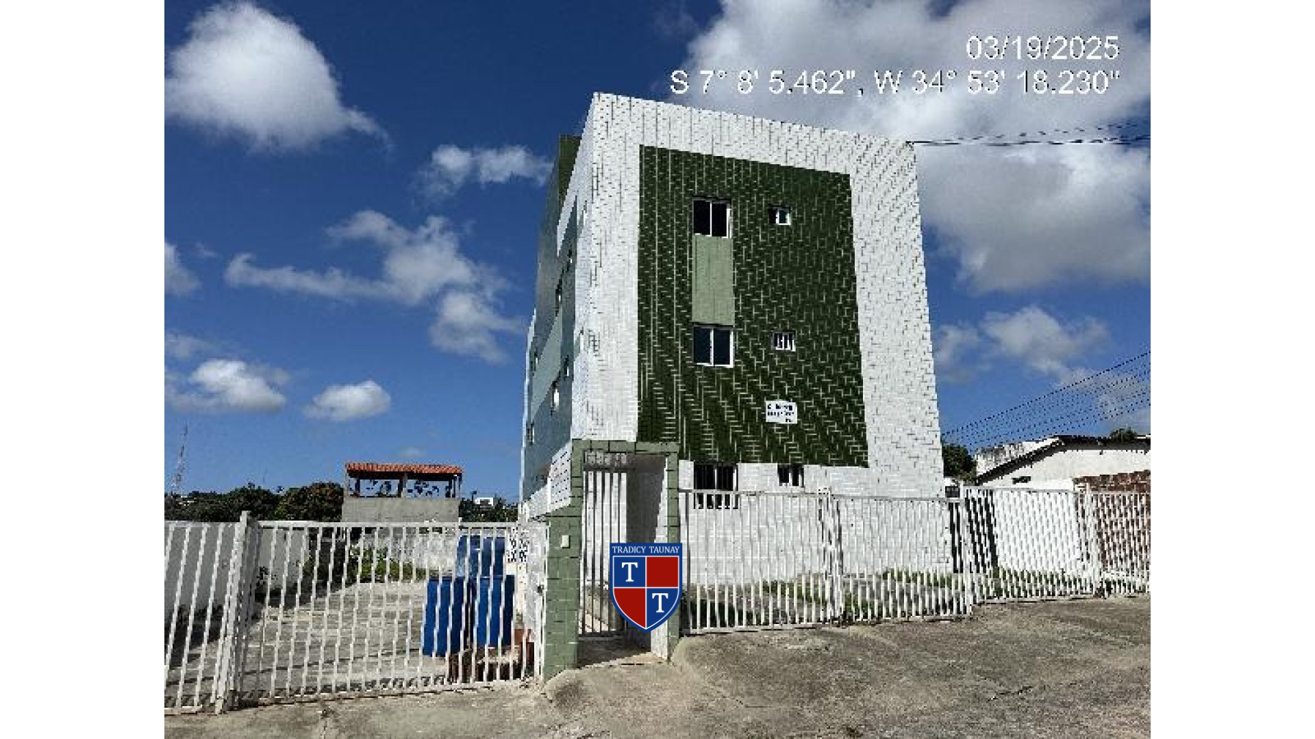 Foto 1 de APARTAMENTO em CRUZ DAS ARMAS - Imóvel Retomado Caixa