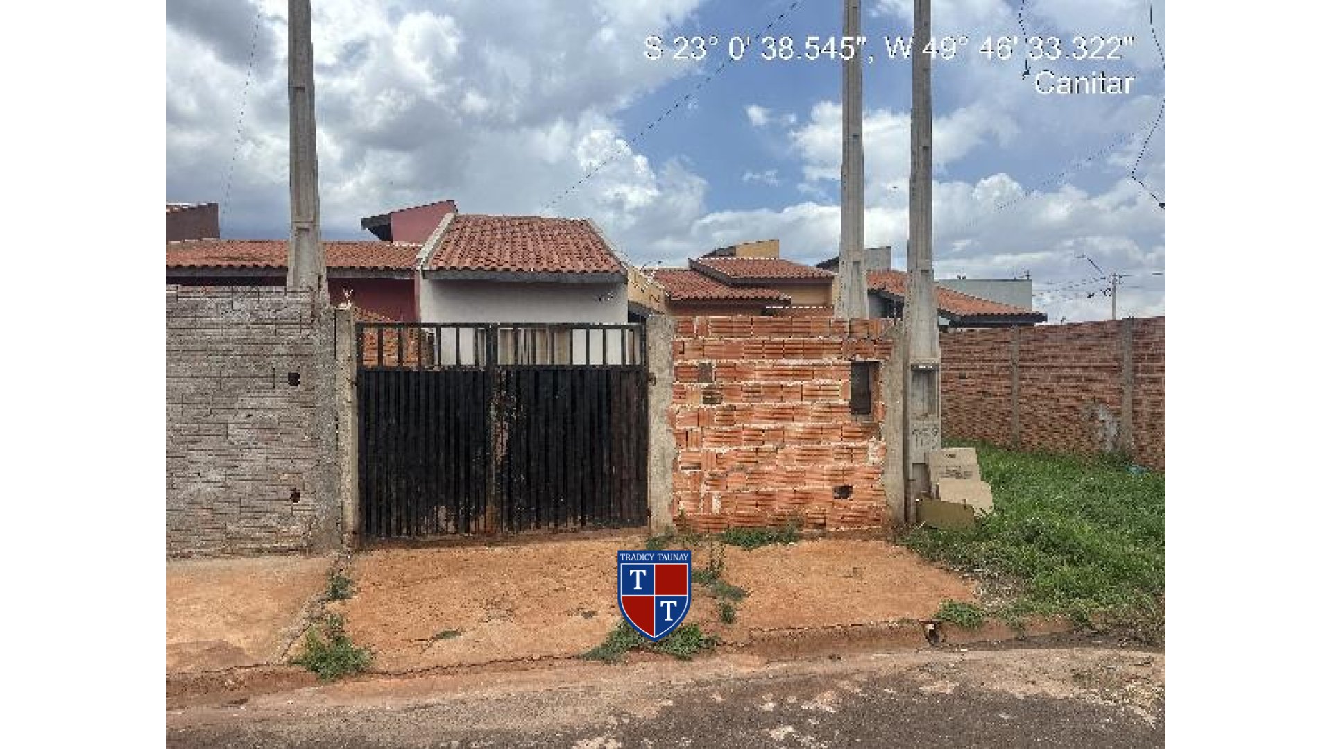 Foto 1 de CASA em RESIDENCIAL TERRA ROXA - Imóvel Retomado Caixa