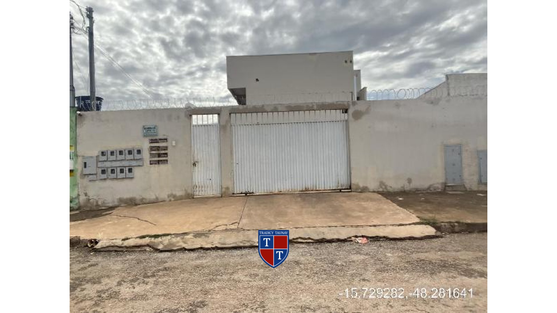 Foto 1 de APARTAMENTO em MANSOES AGUAS LINDAS - Imóvel Retomado Caixa