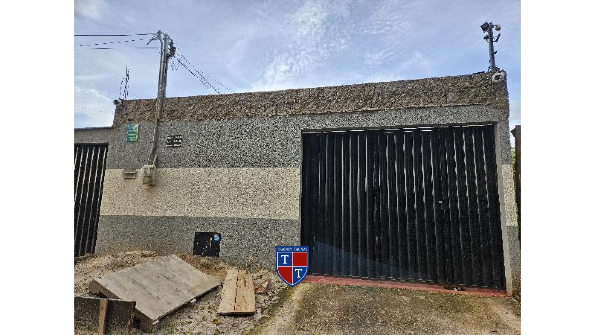 Foto 1 de CASA em PARQUE ESTRELA DALVA XVII - Imóvel Retomado Caixa