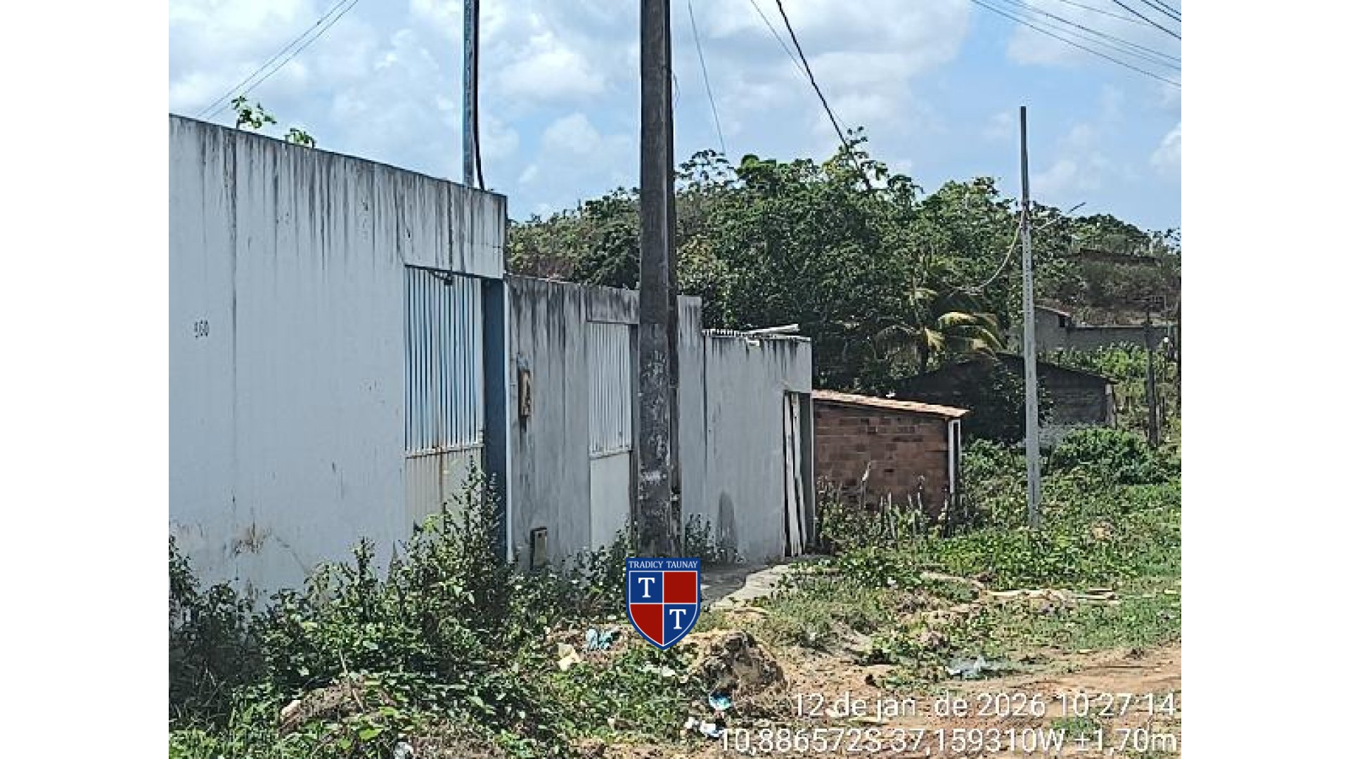Foto 1 de CASA em COMPLEXO JARDIM - Imóvel Retomado Caixa