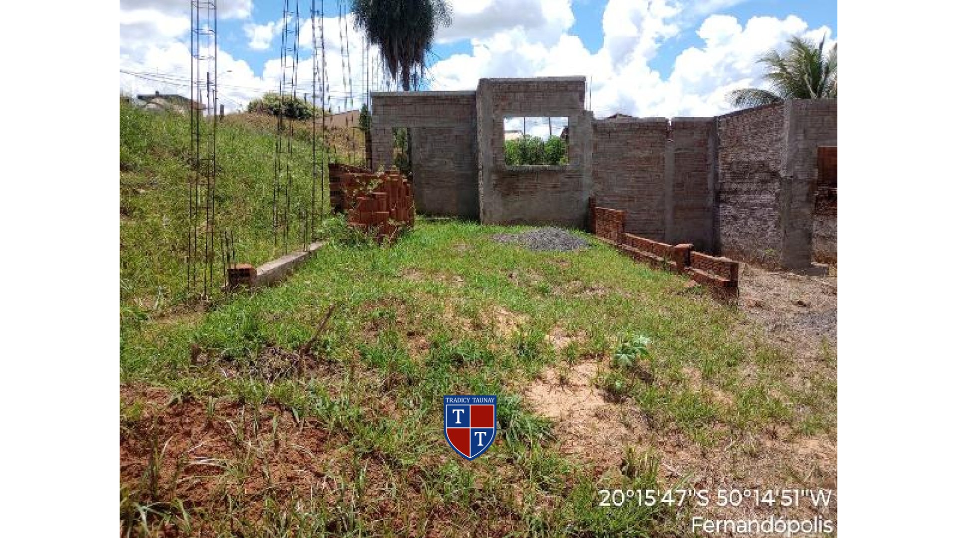 Foto 1 de TERRENO em RESIDENCIAL ALTO DAS PAINEIRAS - Imóvel Retomado Caixa