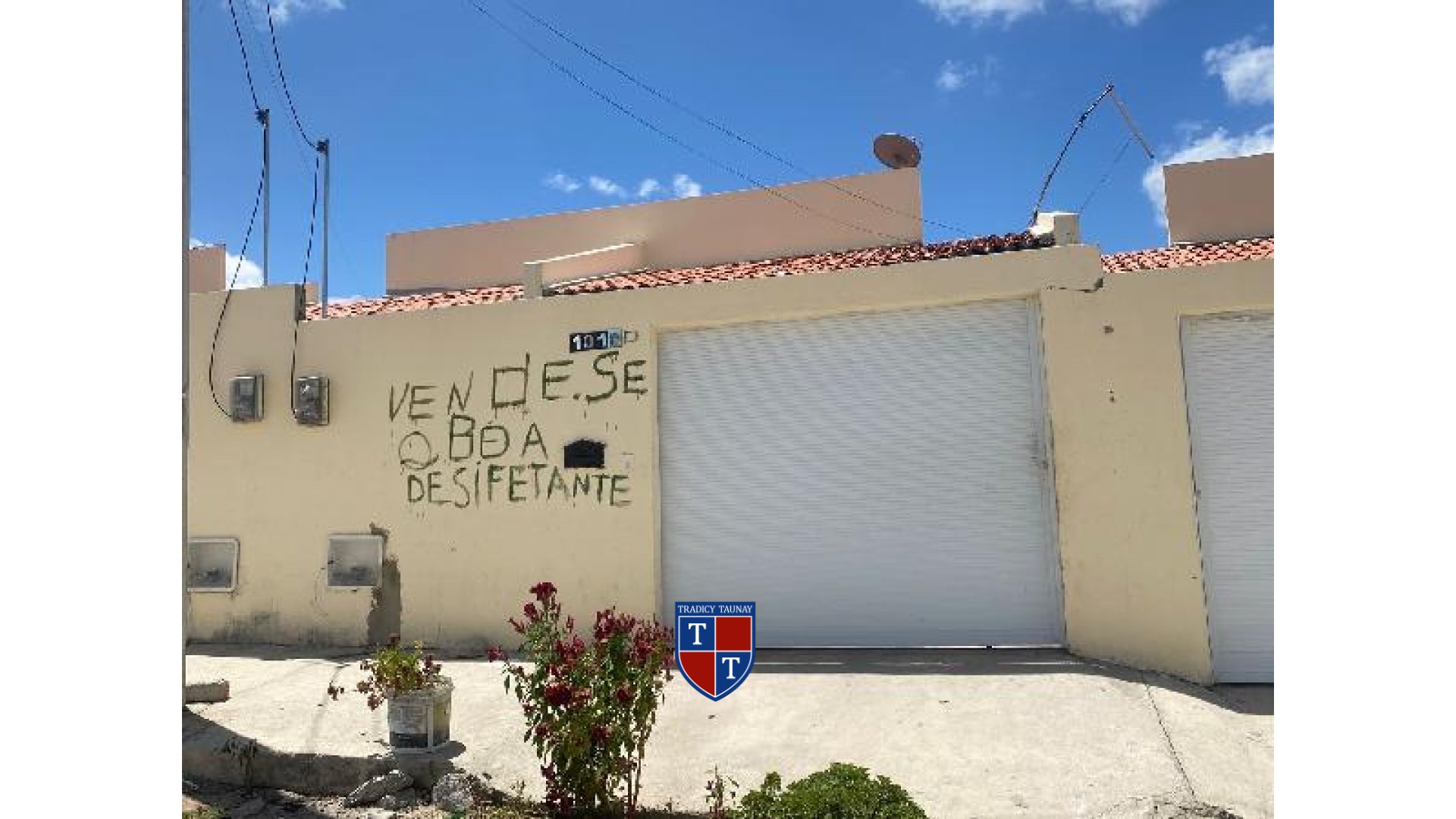 Foto 1 de CASA em RESIDENCIAL DOURADO - Imóvel Retomado Caixa