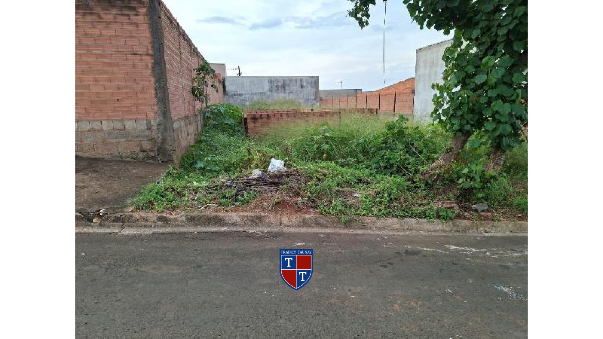 Foto 1 de TERRENO em REGIAO CENTRAL - Imóvel Retomado Caixa