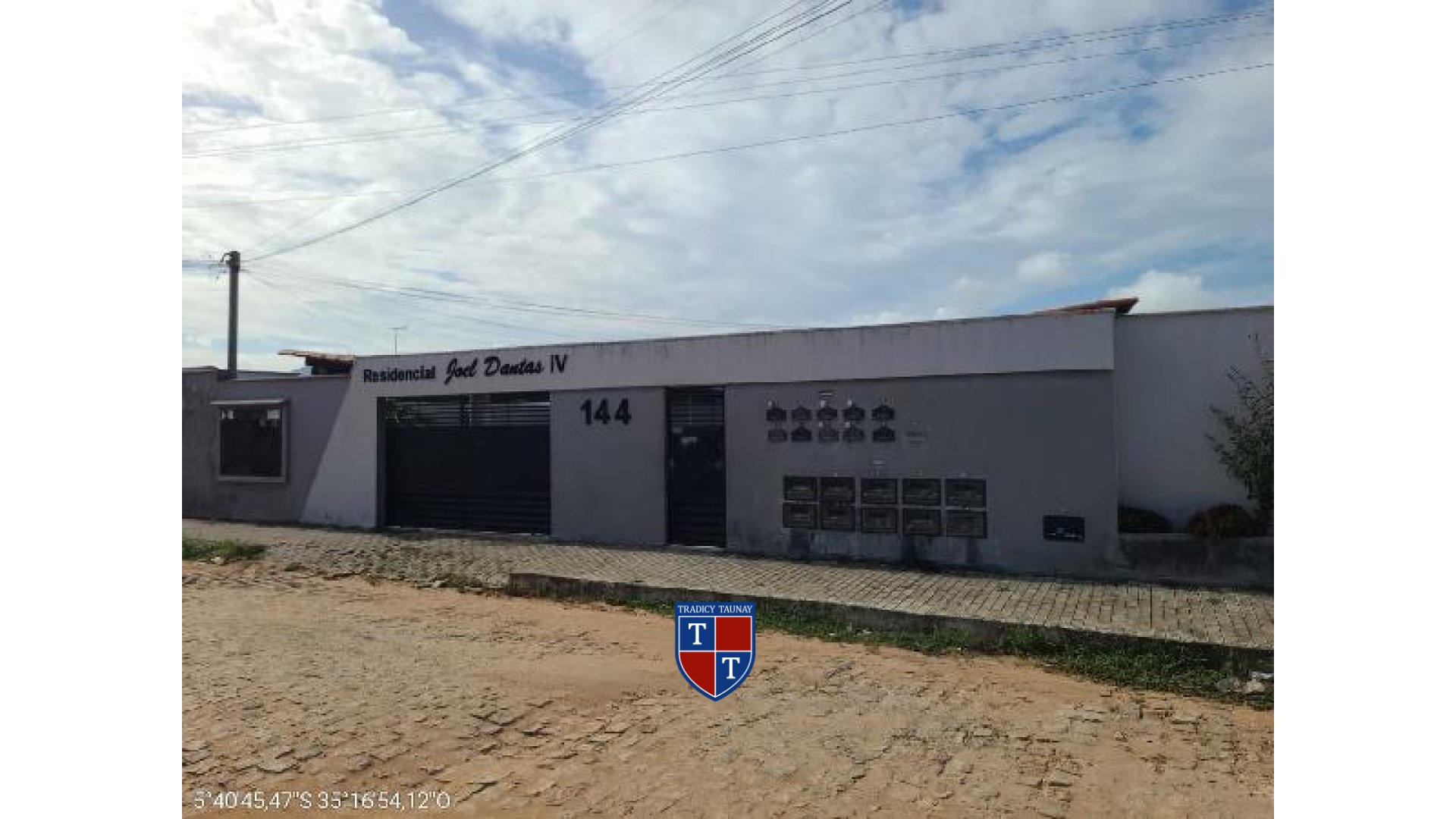 Foto 1 de CASA em LOT SANTOS DUMONT - Imóvel Retomado Caixa