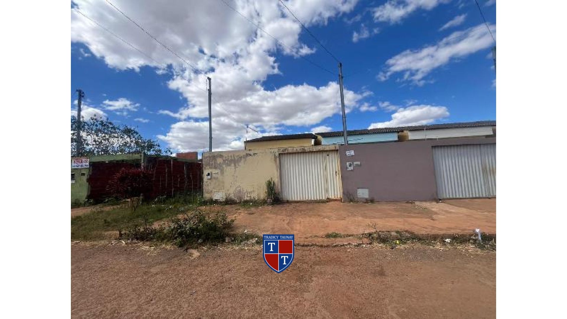 CASA em SETOR AEROPORTO (MUTIRAO)