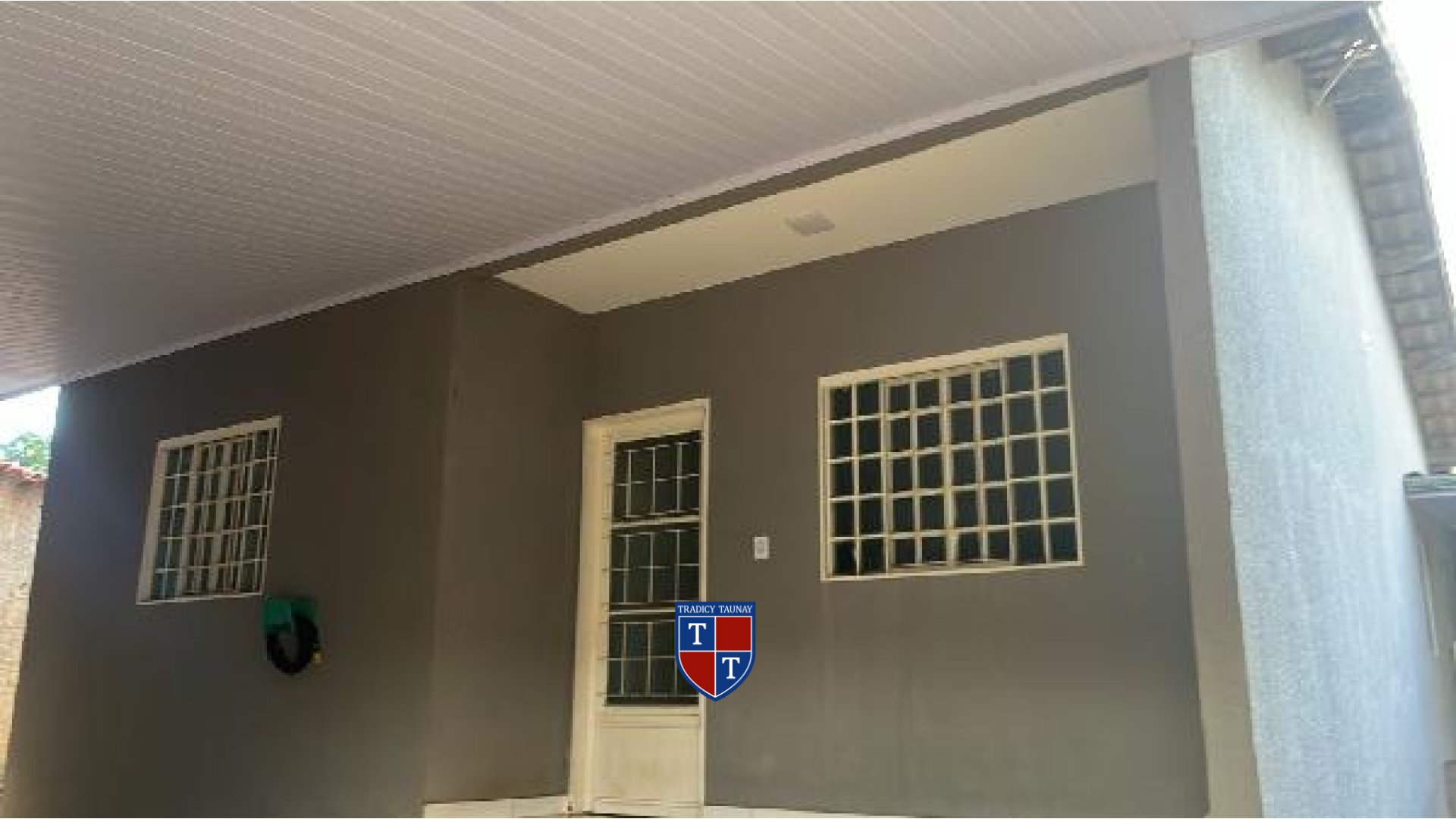 Foto 1 de CASA em PARQUE ESTRELA DALVA XII, SANTO ANTONIO DO DESCOBERTO/GO - Imóvel Retomado CAIXA Ref 8444430369973