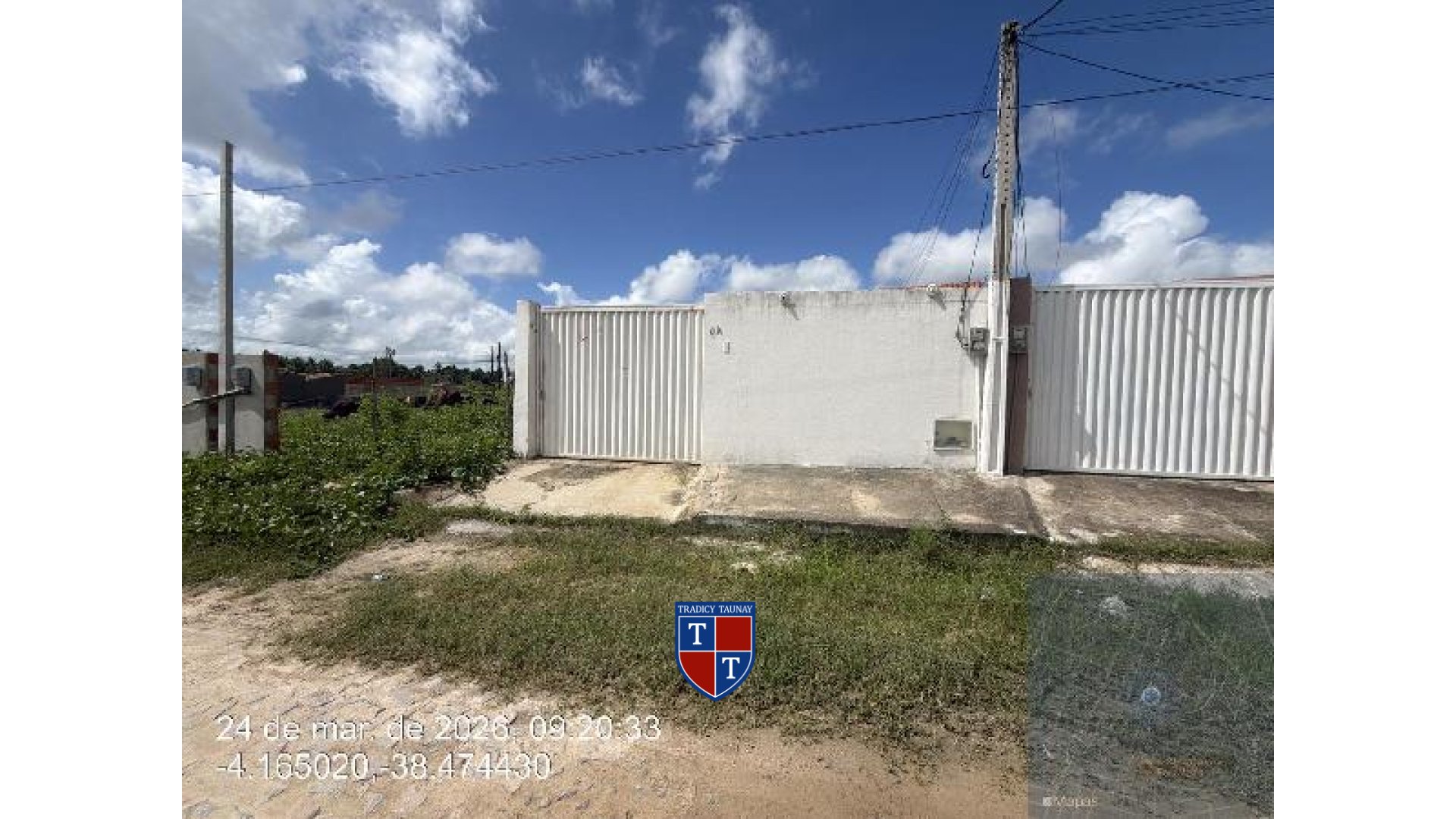 CASA em PEDRA BRANCA