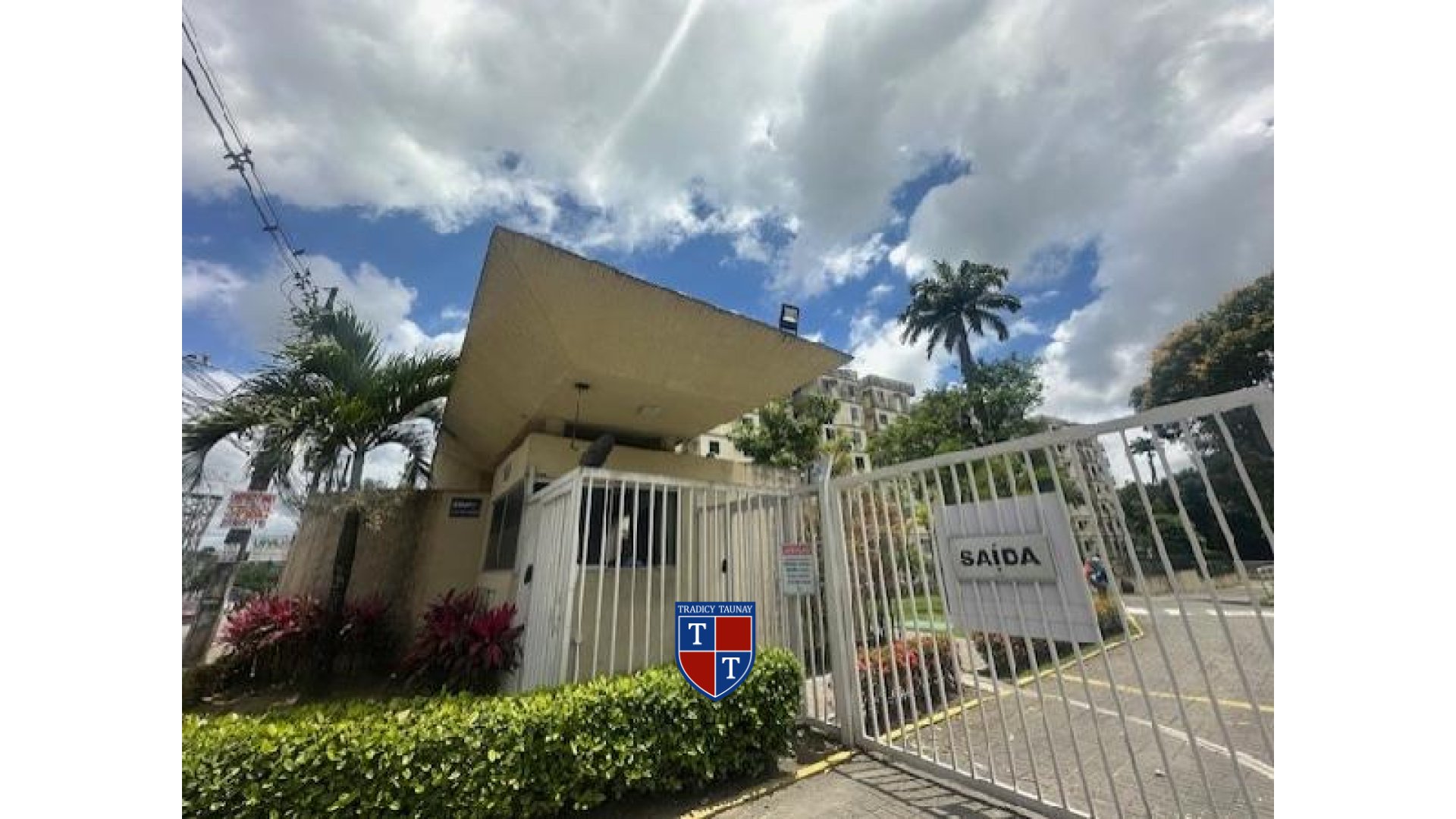 APARTAMENTO em CURADO