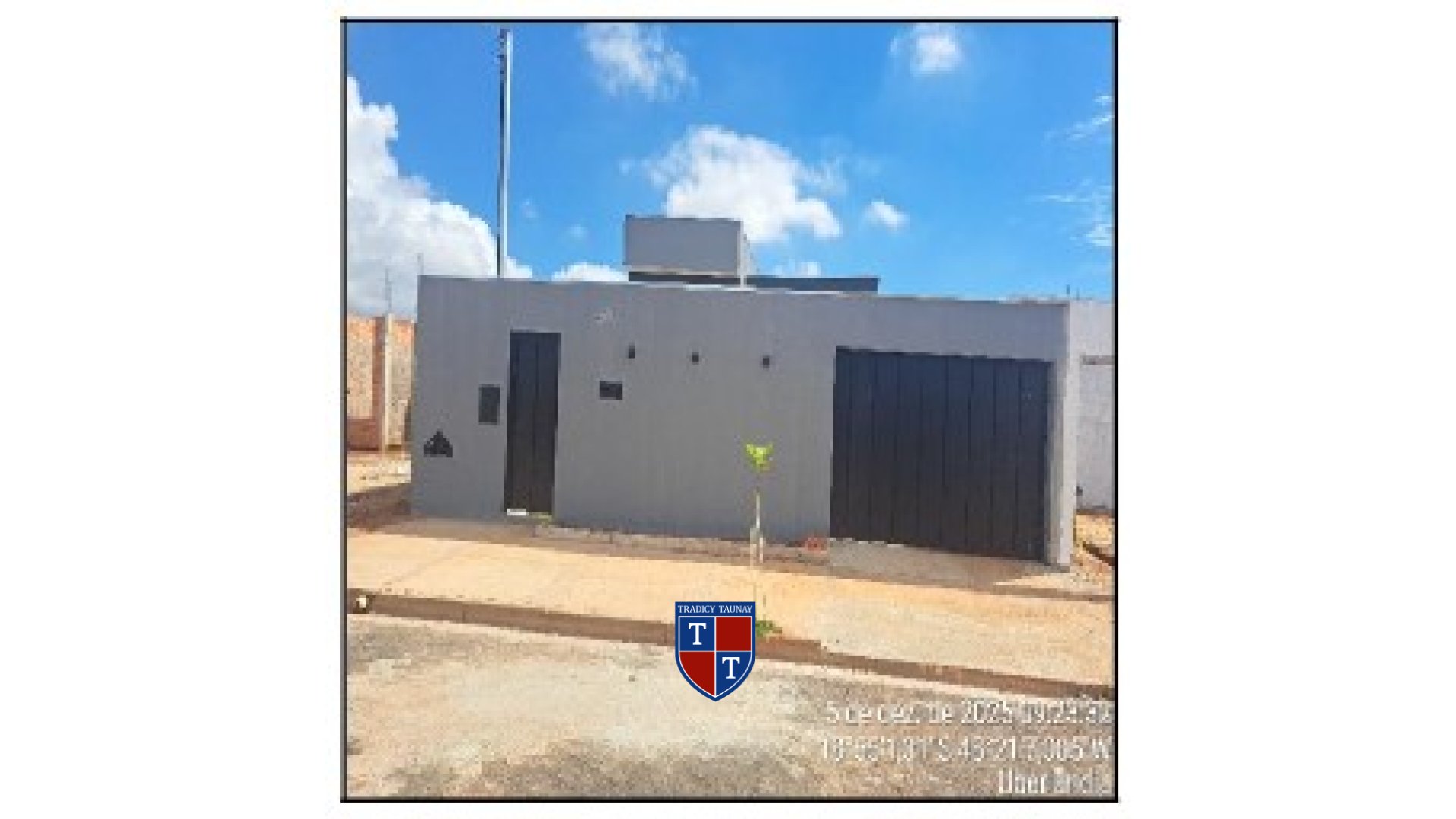 TERRENO em LOTEAMENTO LUIZOTE DE FREITAS IV